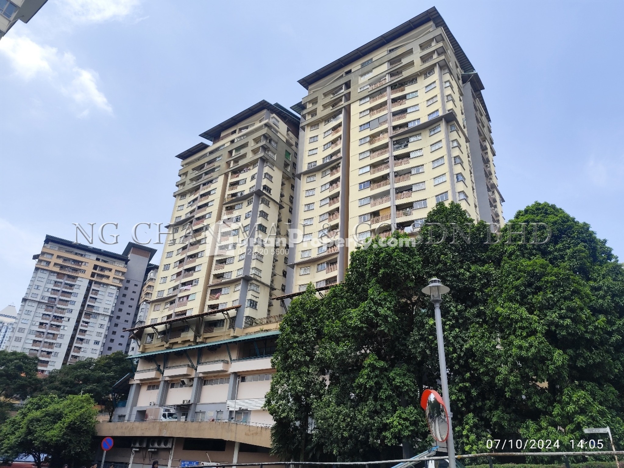 Condo For Auction at Perdana Exclusive