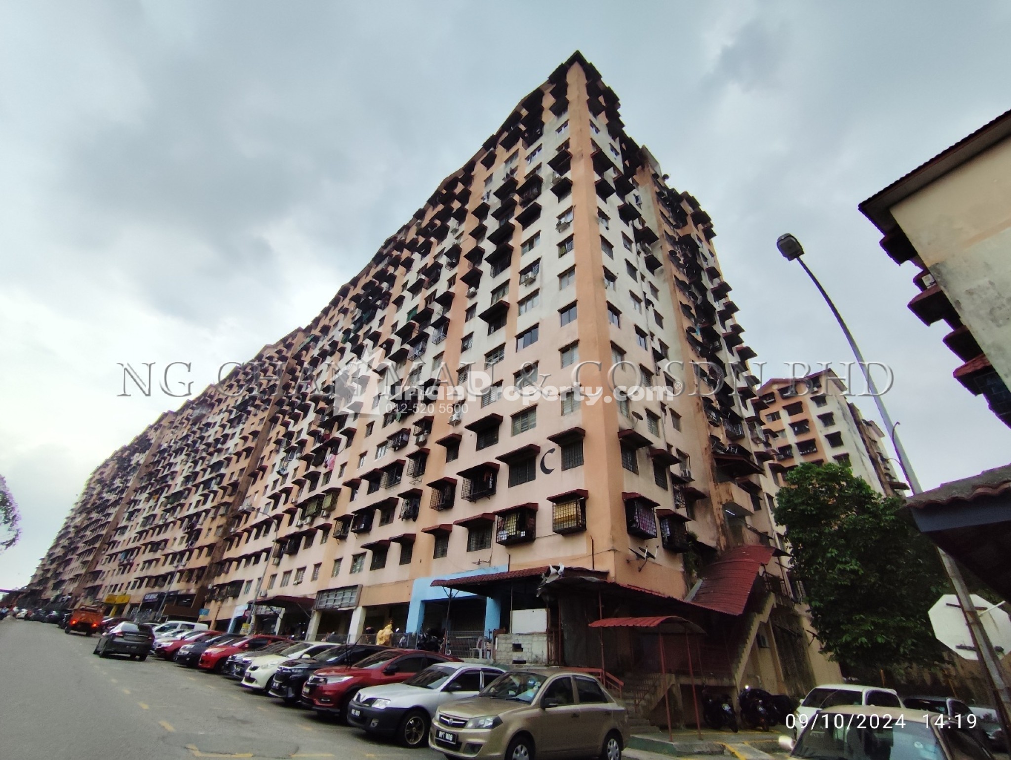 Apartment For Auction at Apartment Lestari