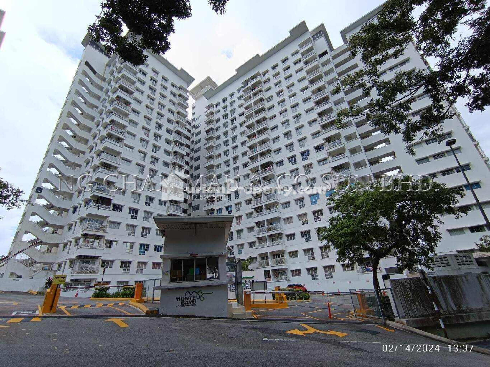 Apartment For Auction at Monte Bayu