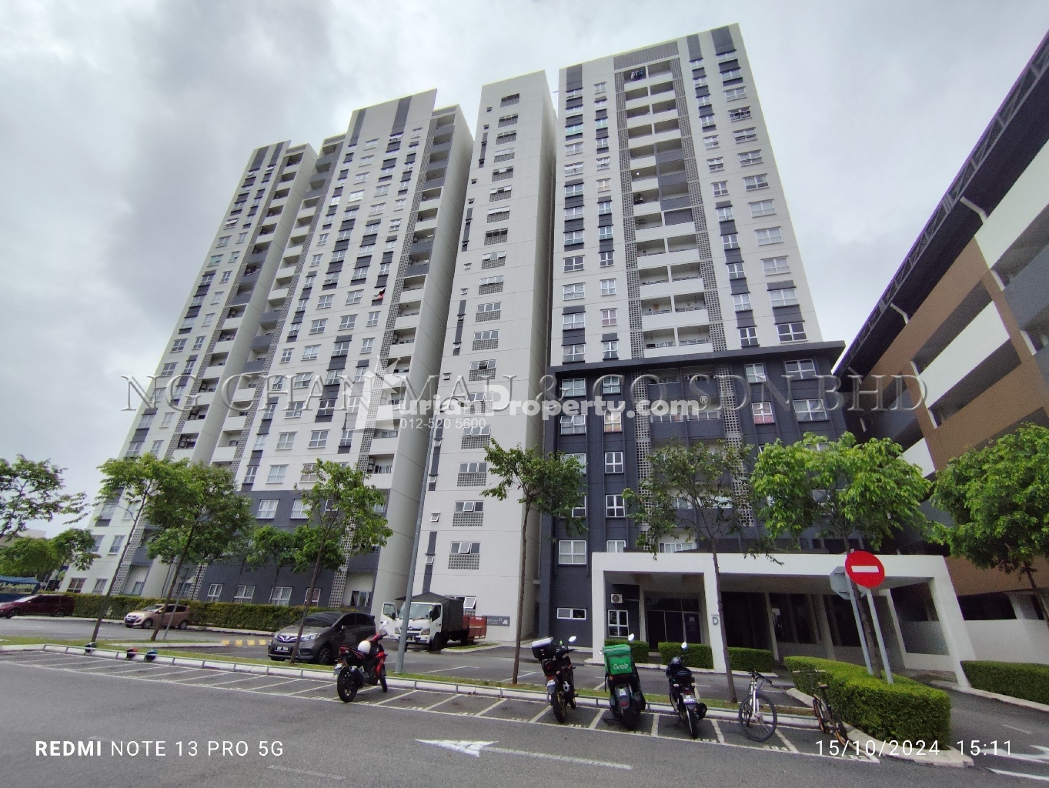 Apartment For Auction at Tropicana Aman 1