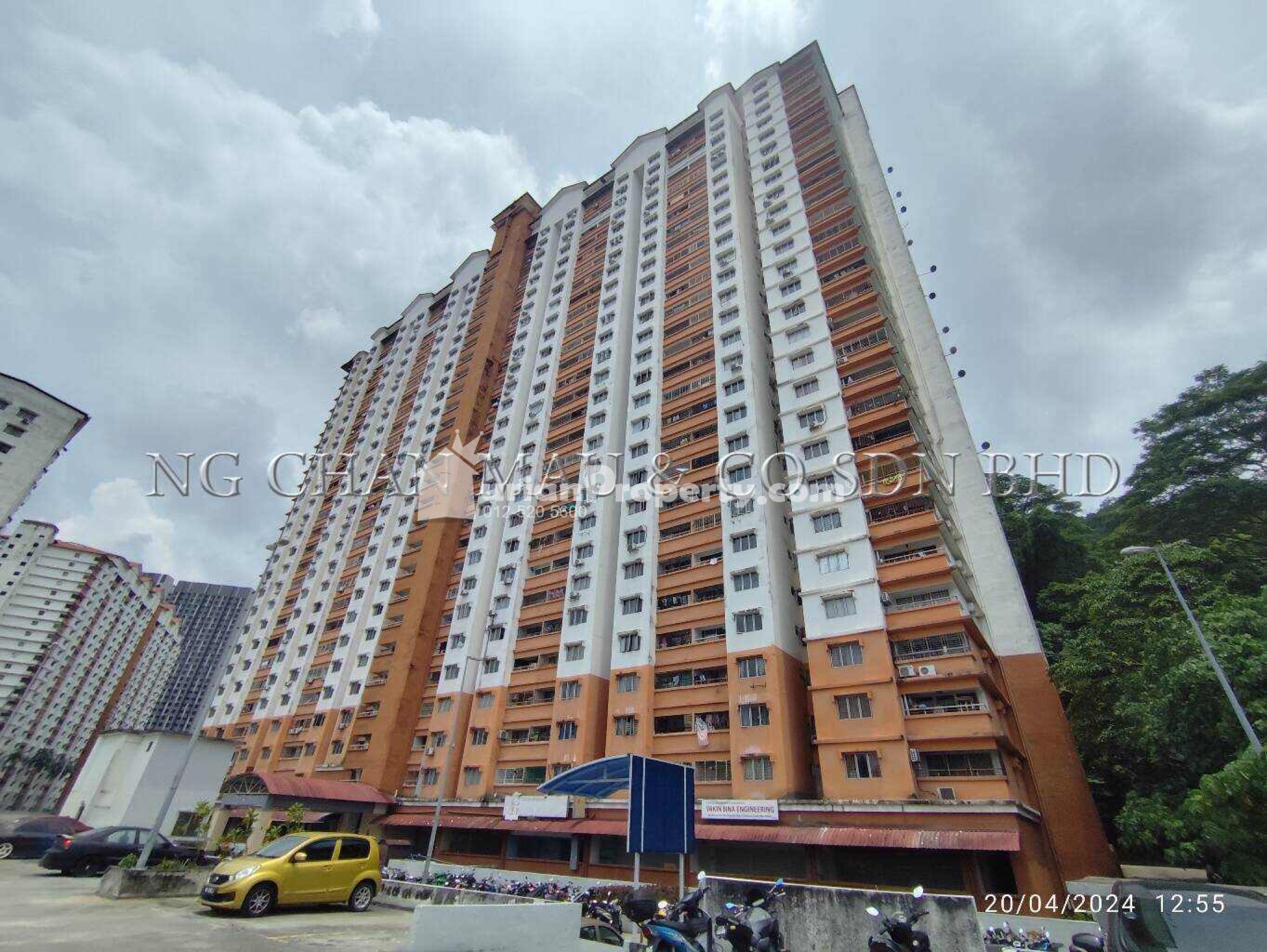 Apartment For Auction at Flora Damansara Apartment