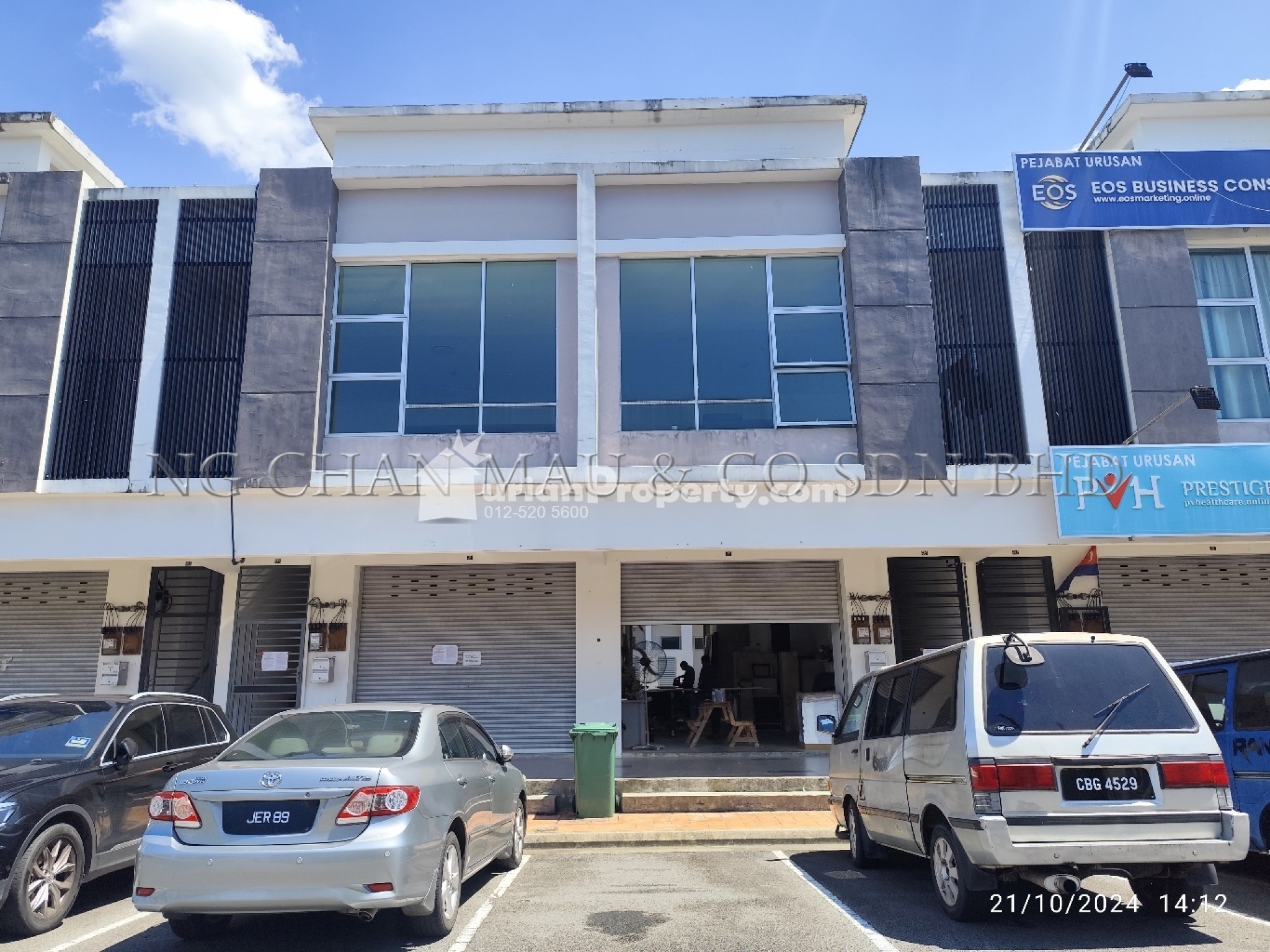 Shop Office For Auction at CI Medini