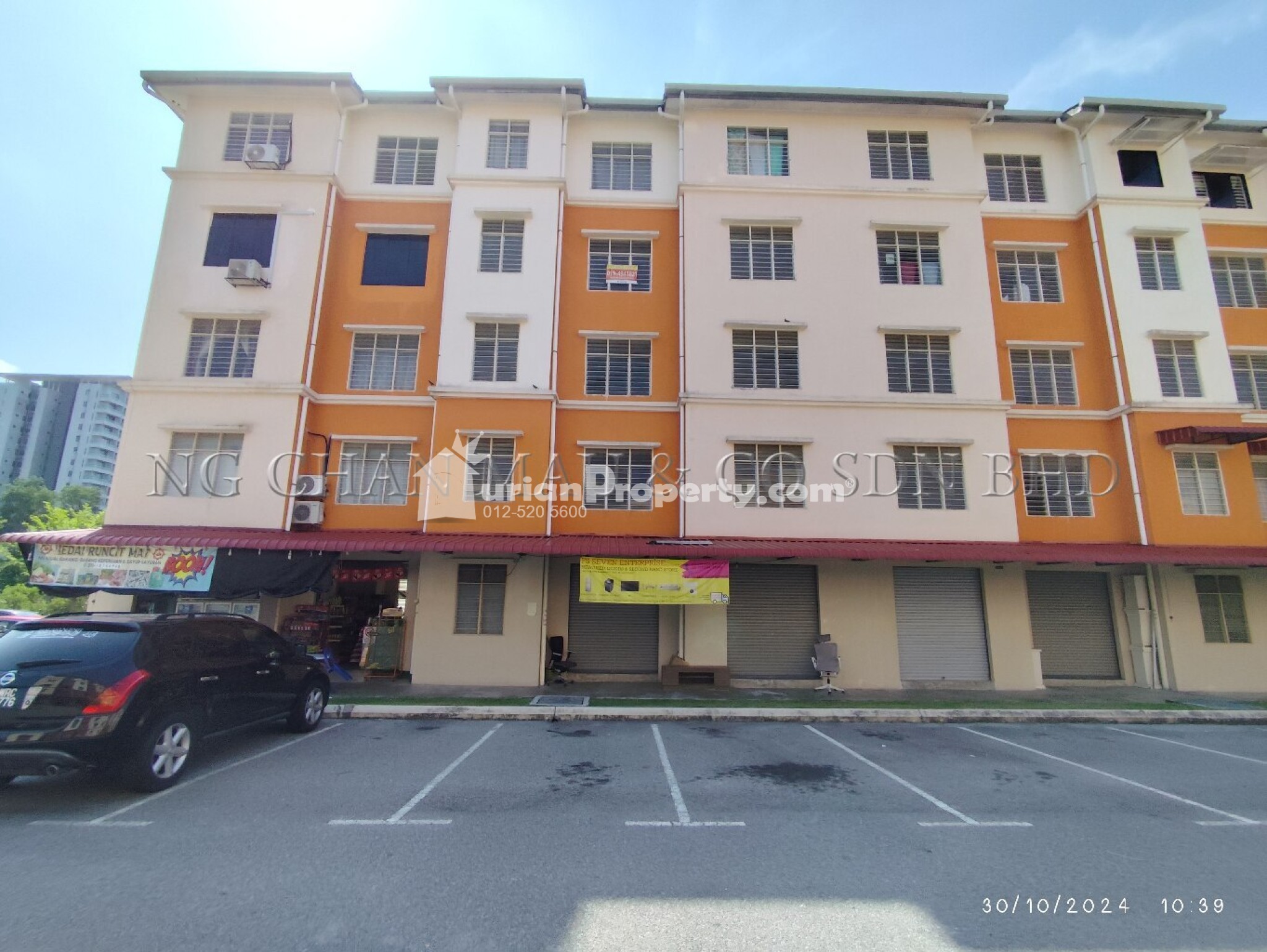 Apartment For Auction at Pangsapuri Seri Angsana