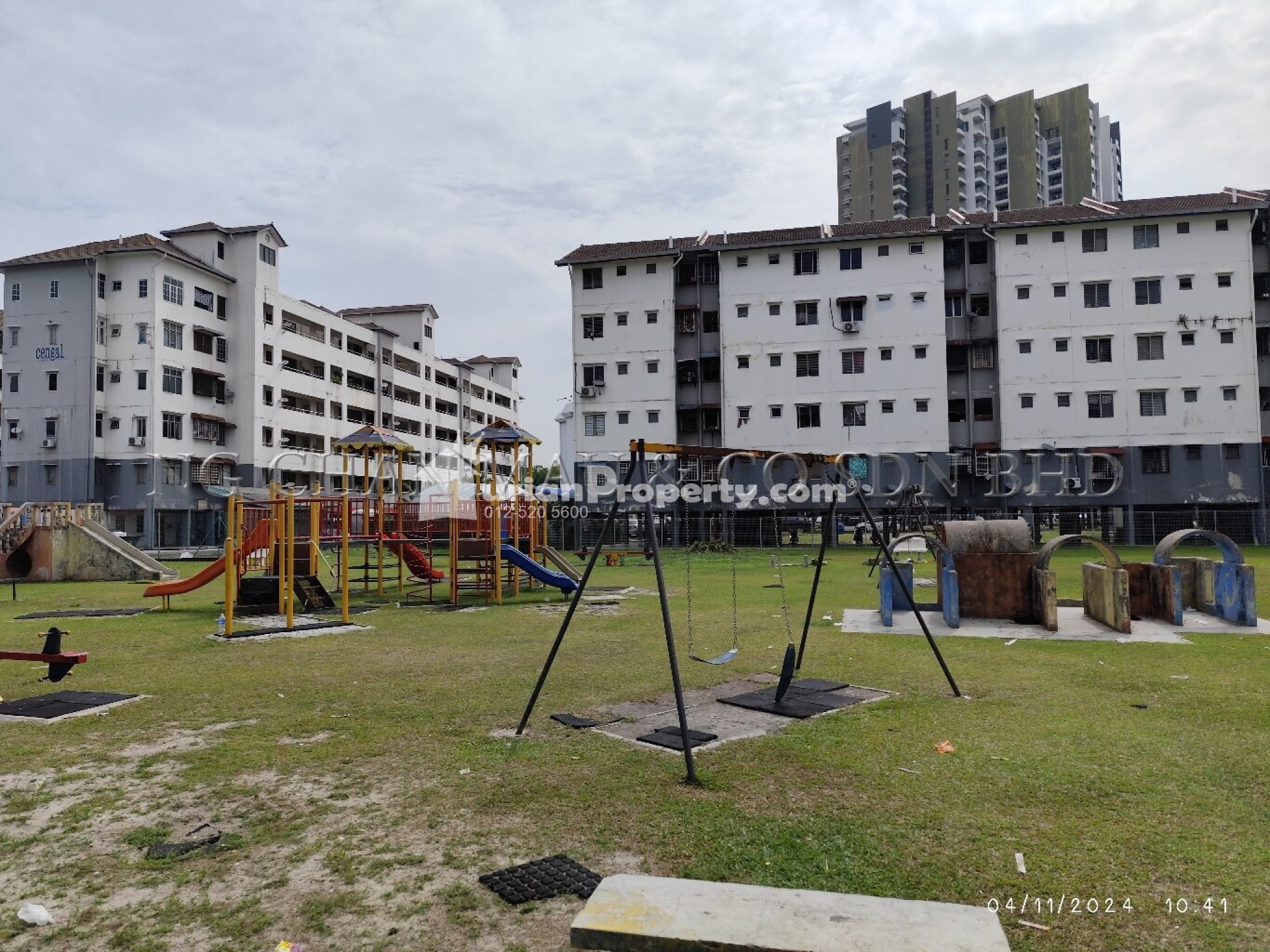 Apartment For Auction at Pangsapuri PKNS Seri Kembangan