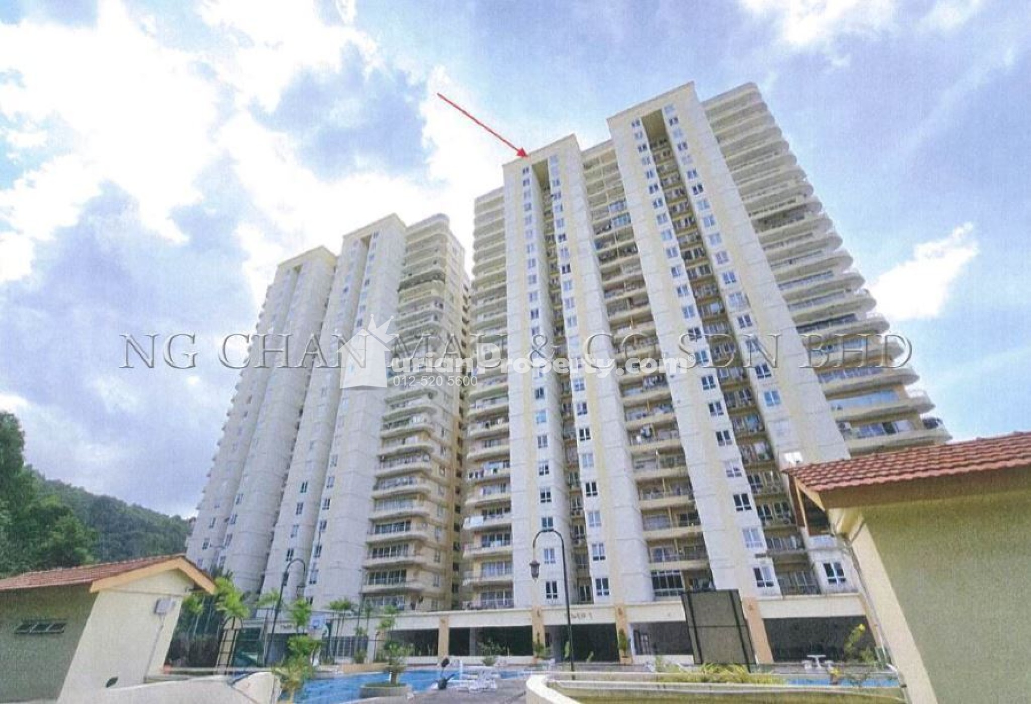 Condo For Auction at Greenlane Park