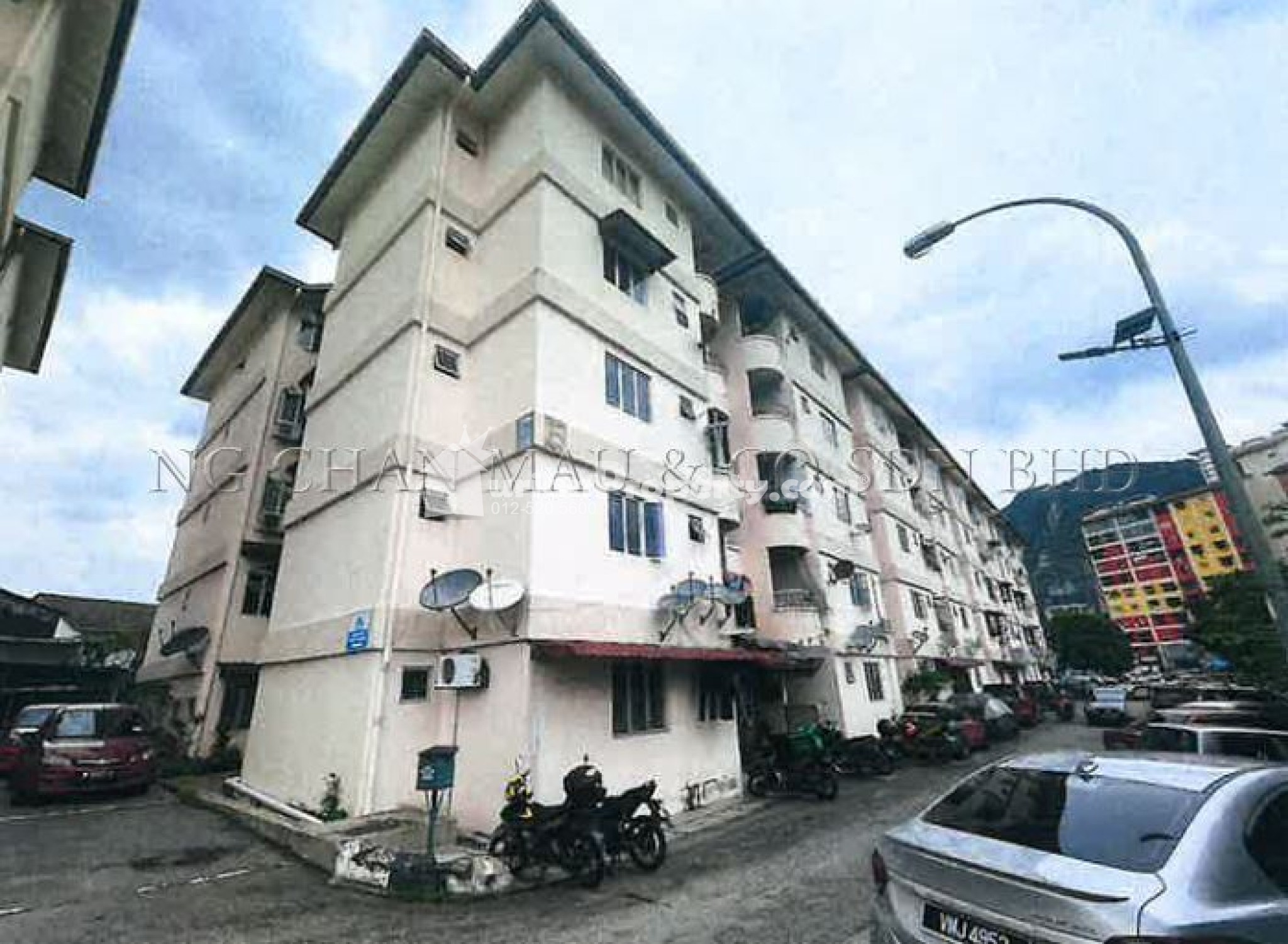 Apartment For Auction at Pangsapuri Laksamana