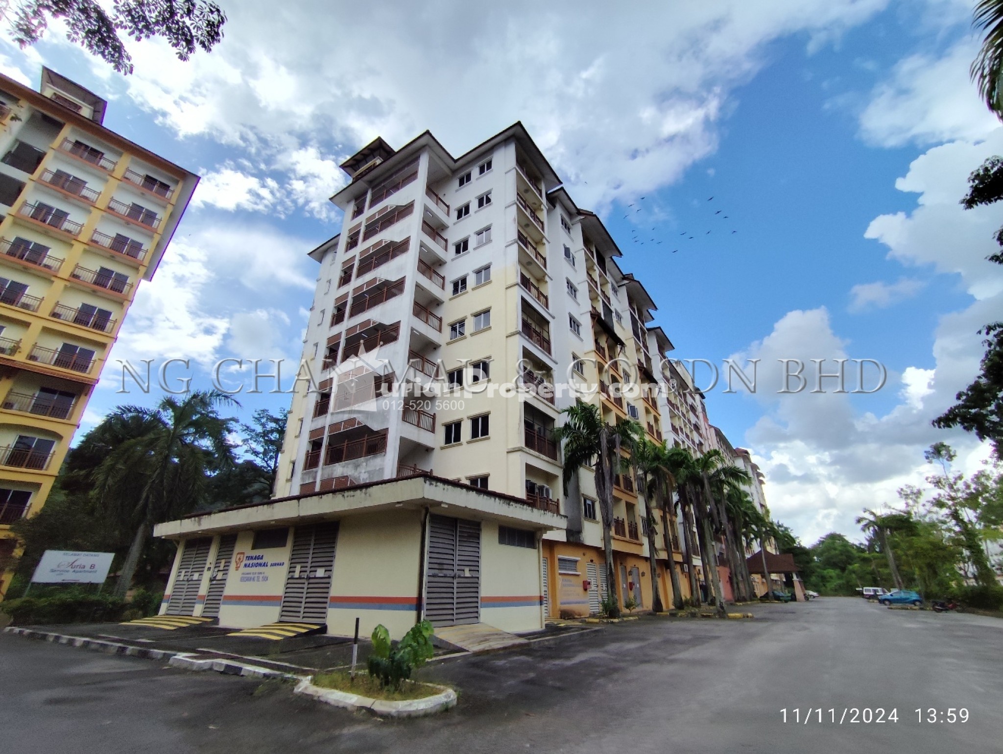 Serviced Residence For Auction at Bukit Merah Laketown