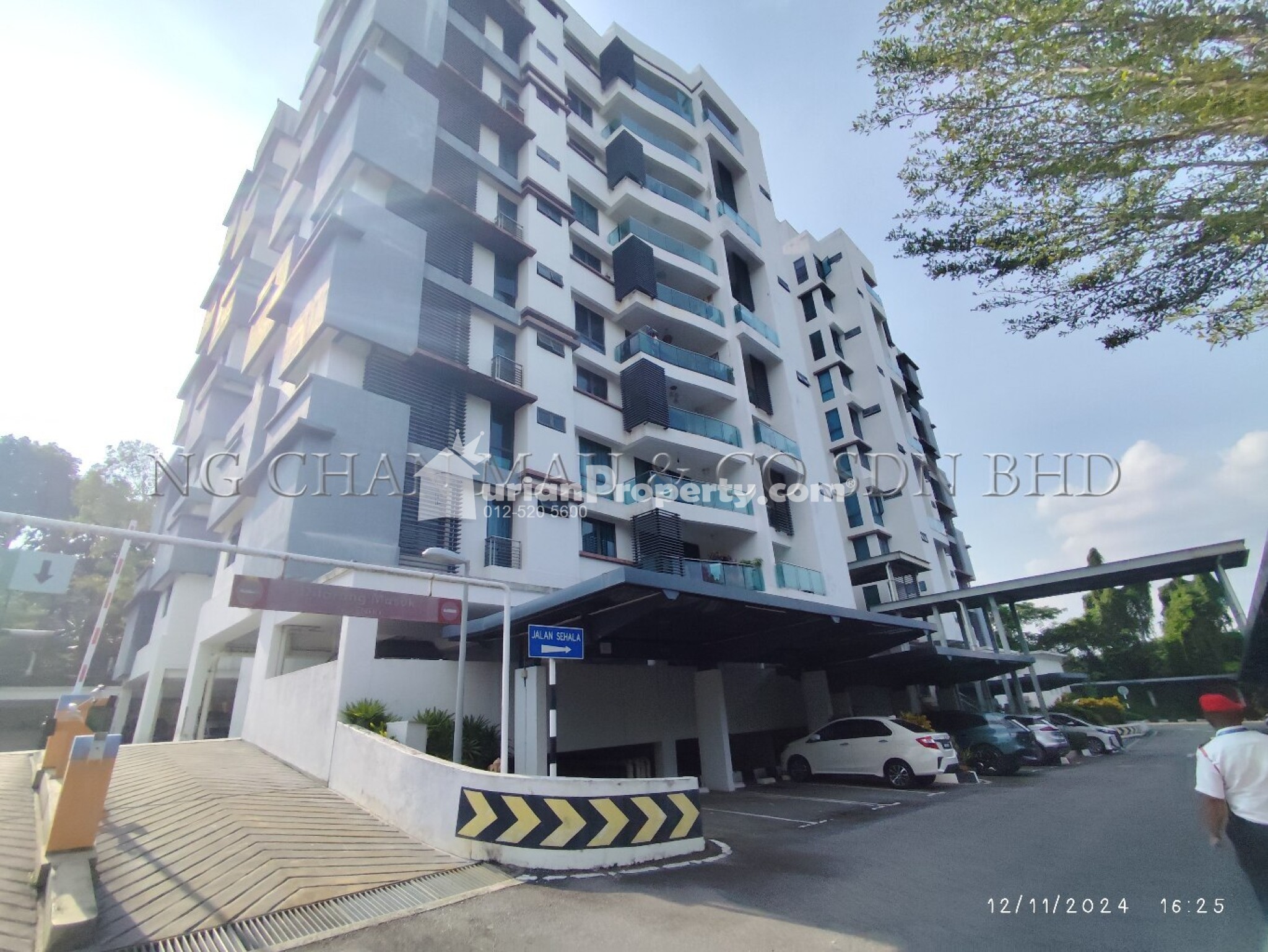 Condo For Auction at Gardenview Residence