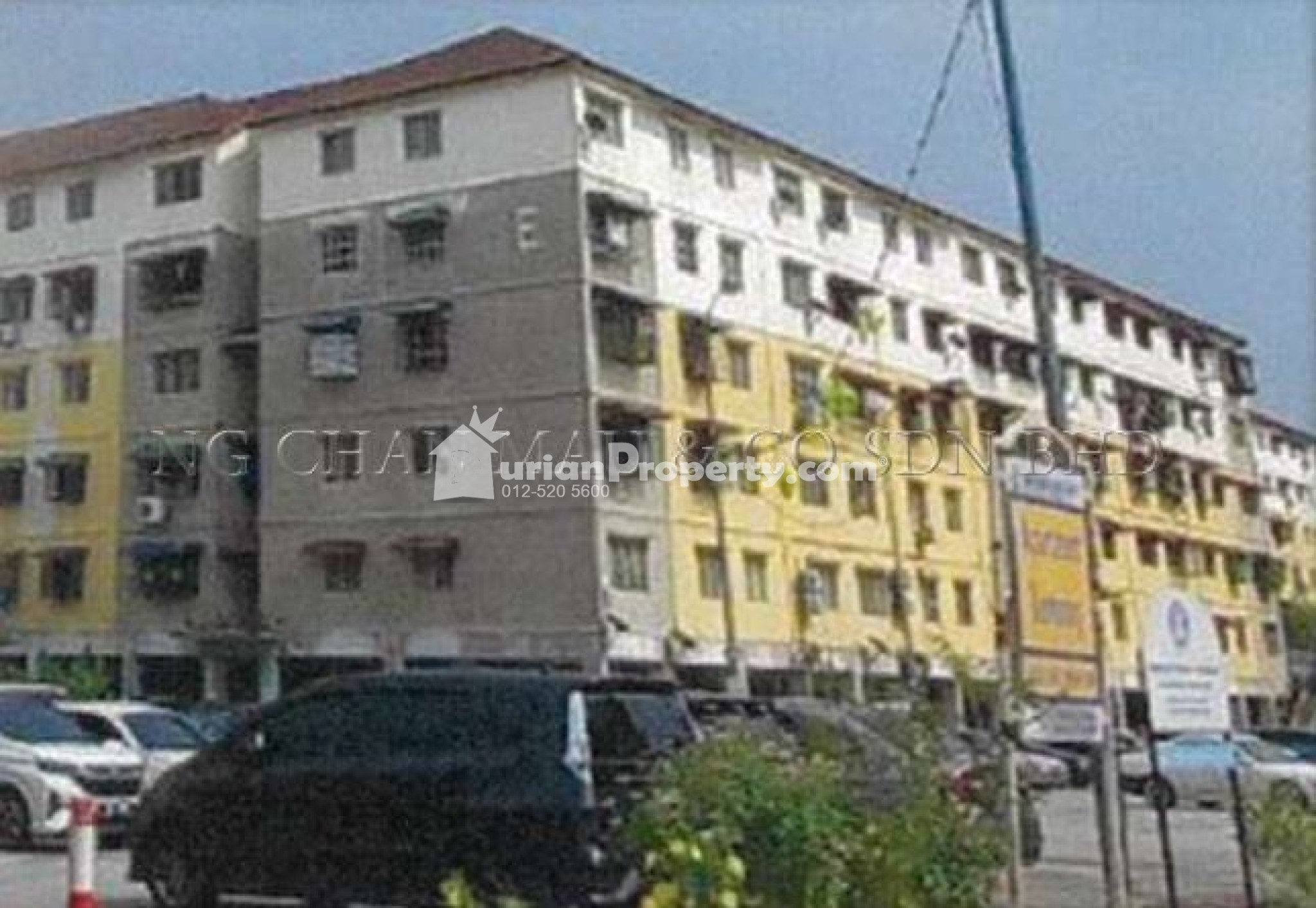 Flat For Auction at Kemuning Apartment