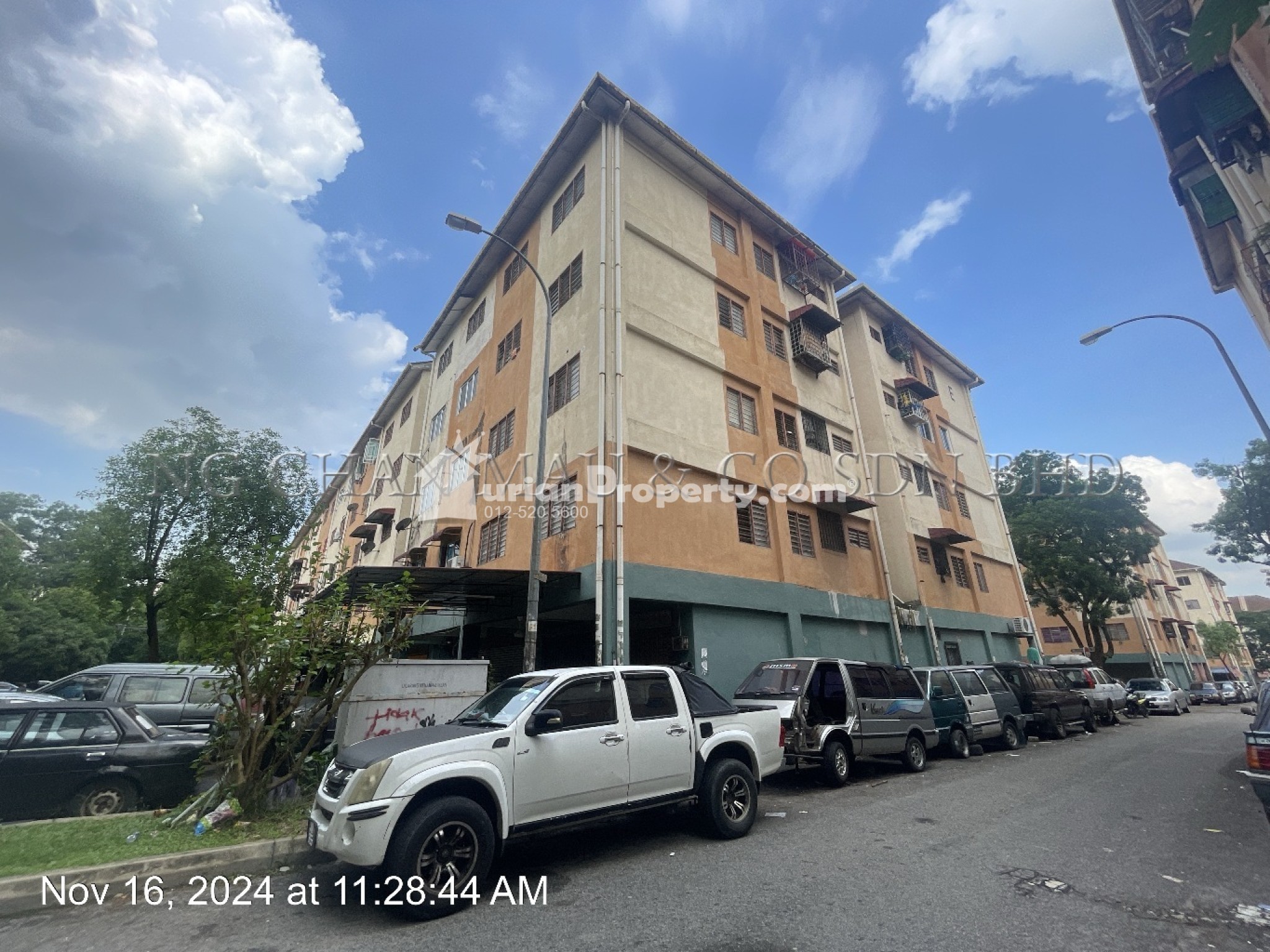 Apartment For Auction at Mawar Jaya Apartment