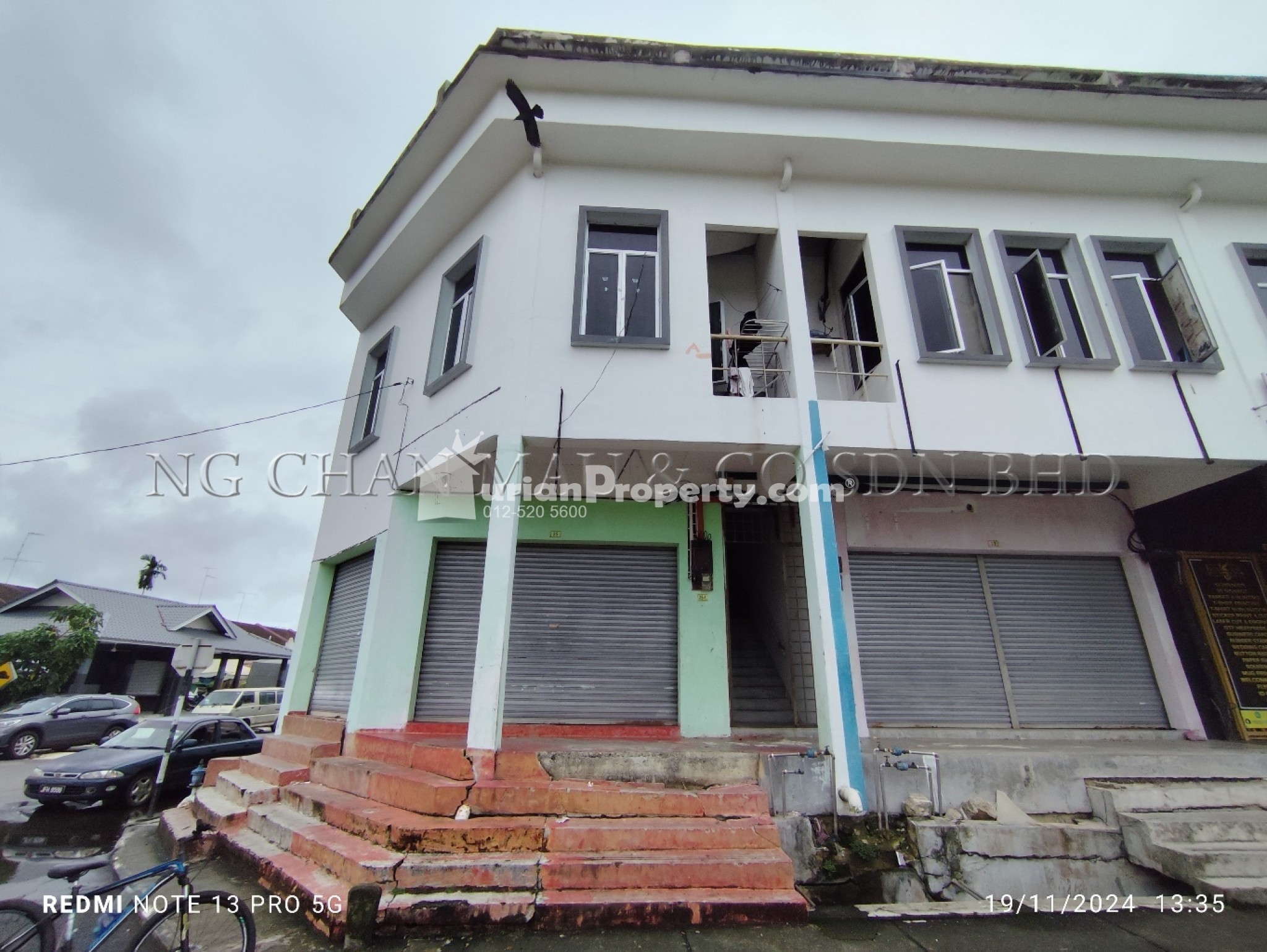 Shop For Auction at Kota Heritage Commercial Center