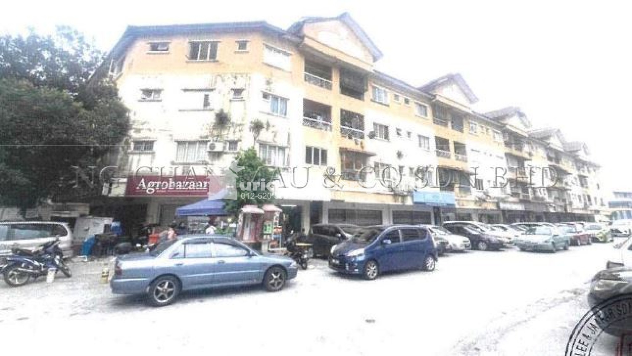 Apartment For Auction at Puncak Desa Apartment