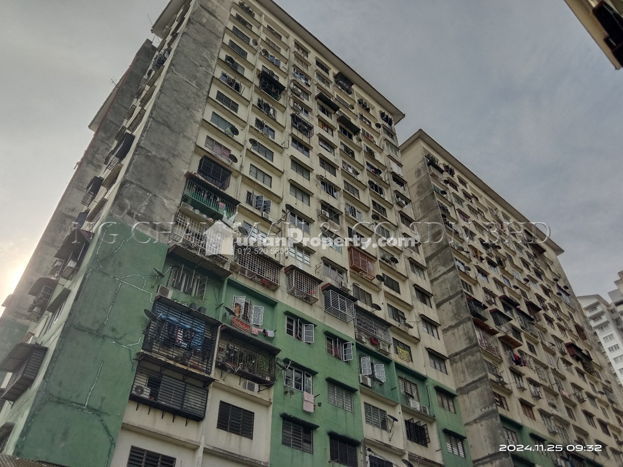 Apartment For Auction at Desa Sri Puteri Apartment