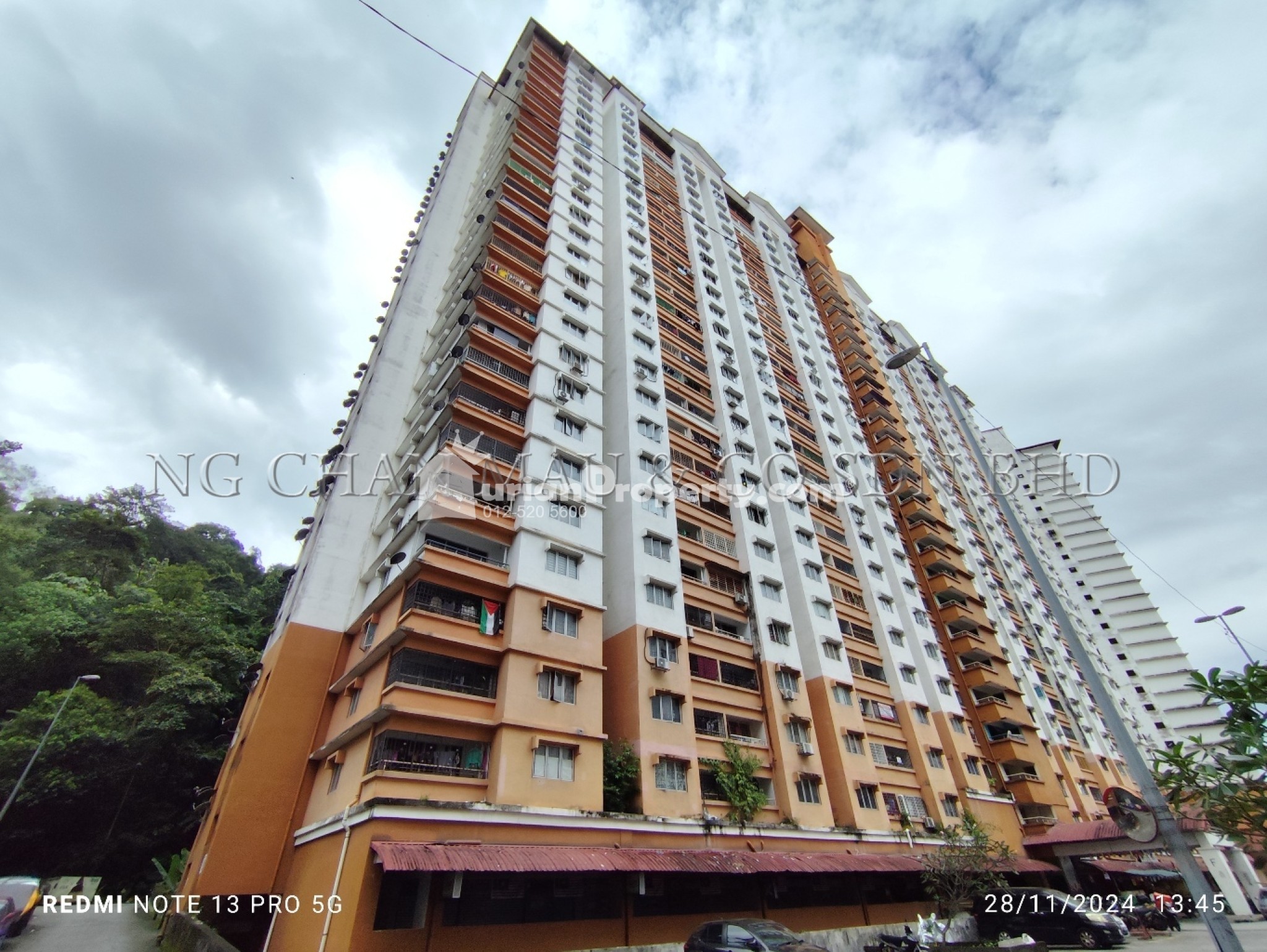 Apartment For Auction at Flora Damansara Apartment