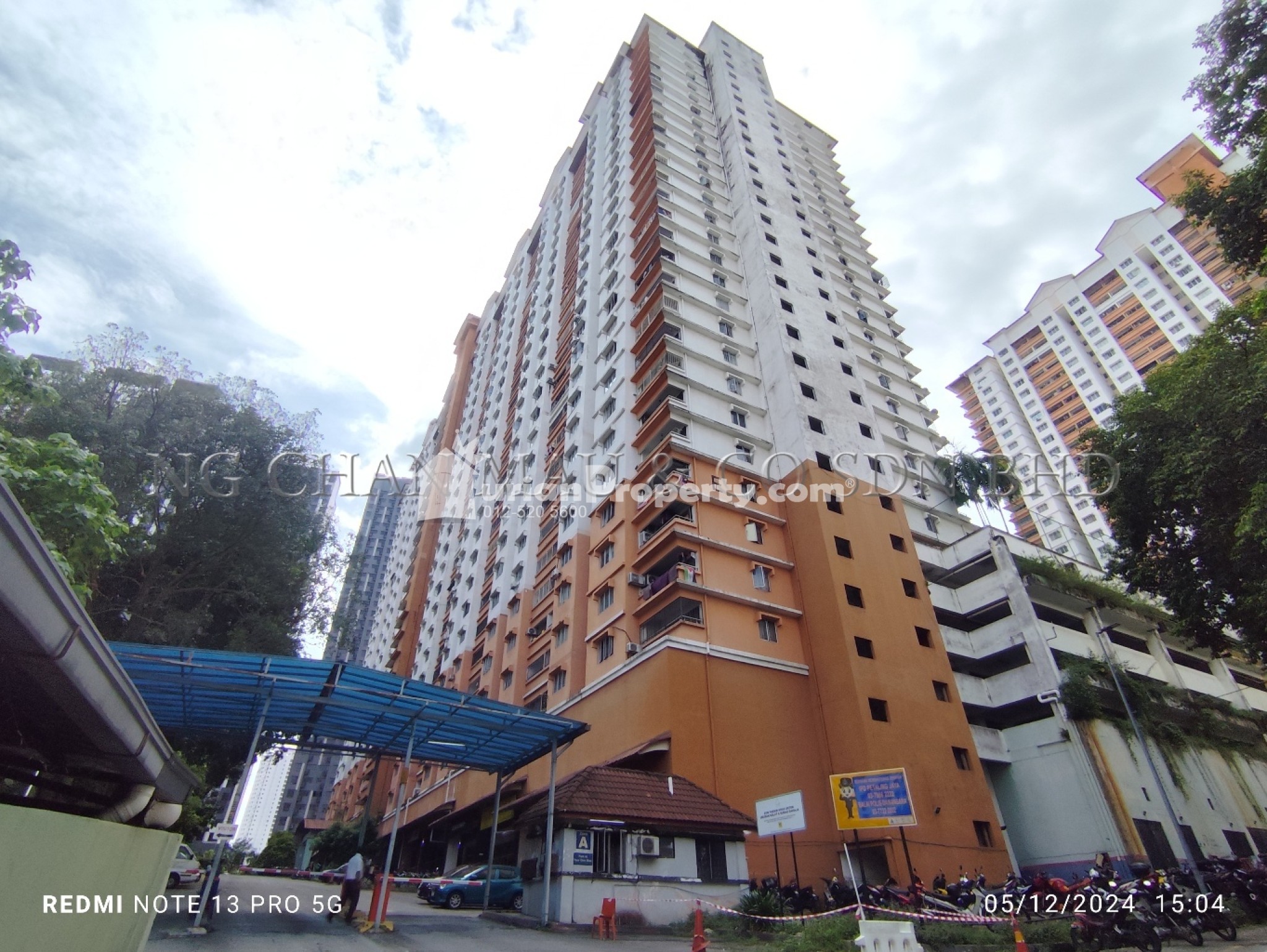 Apartment For Auction at Flora Damansara Apartment