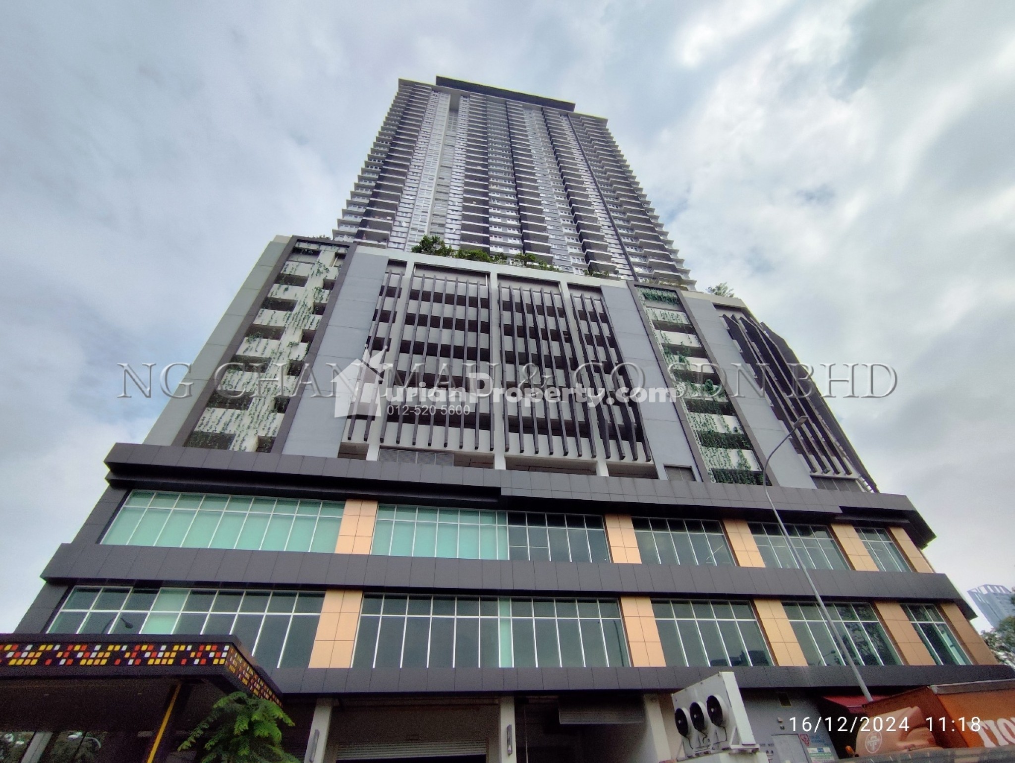 Serviced Residence For Auction at Pinnacle