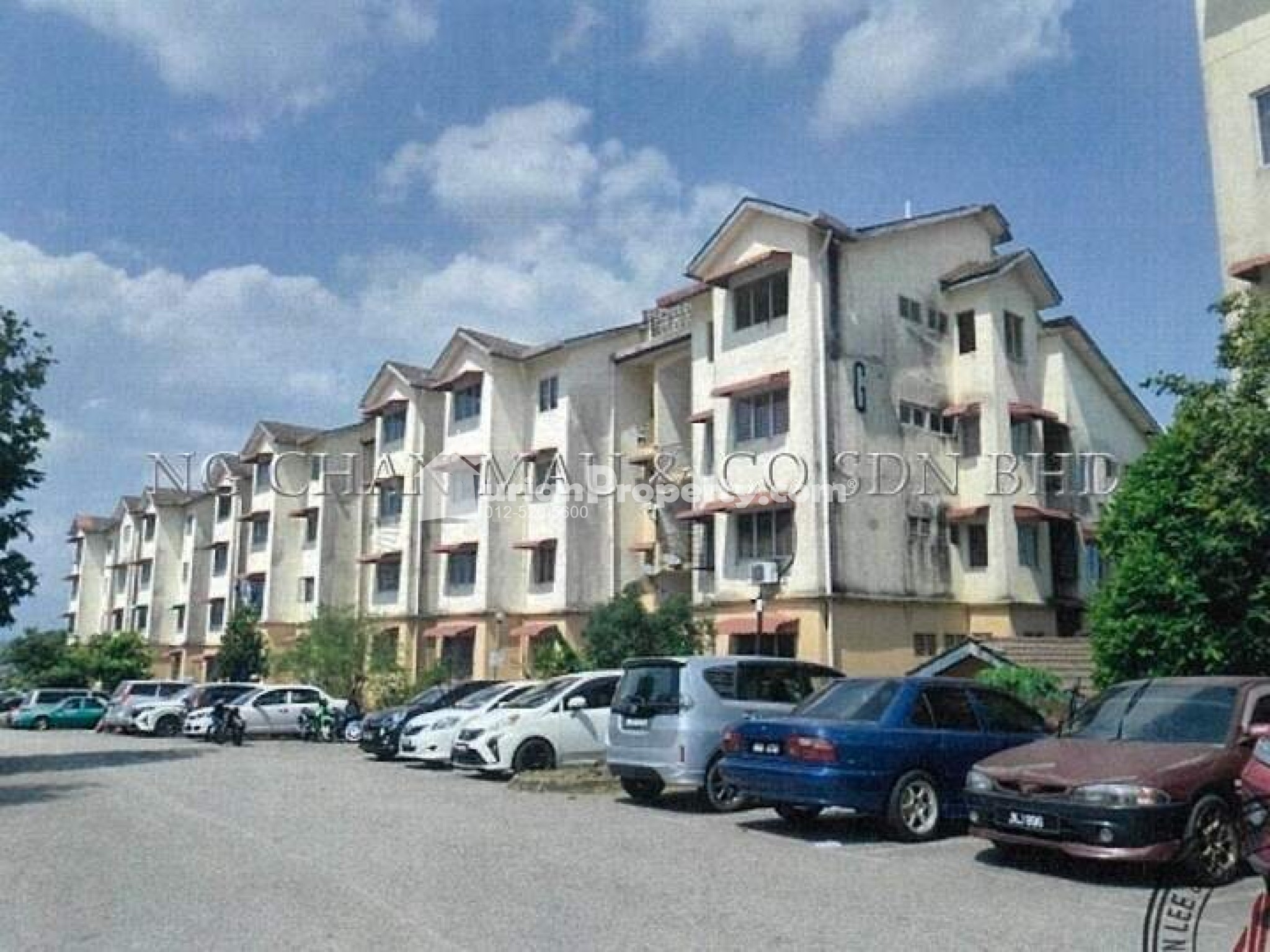 Apartment For Auction at Cempaka Apartment