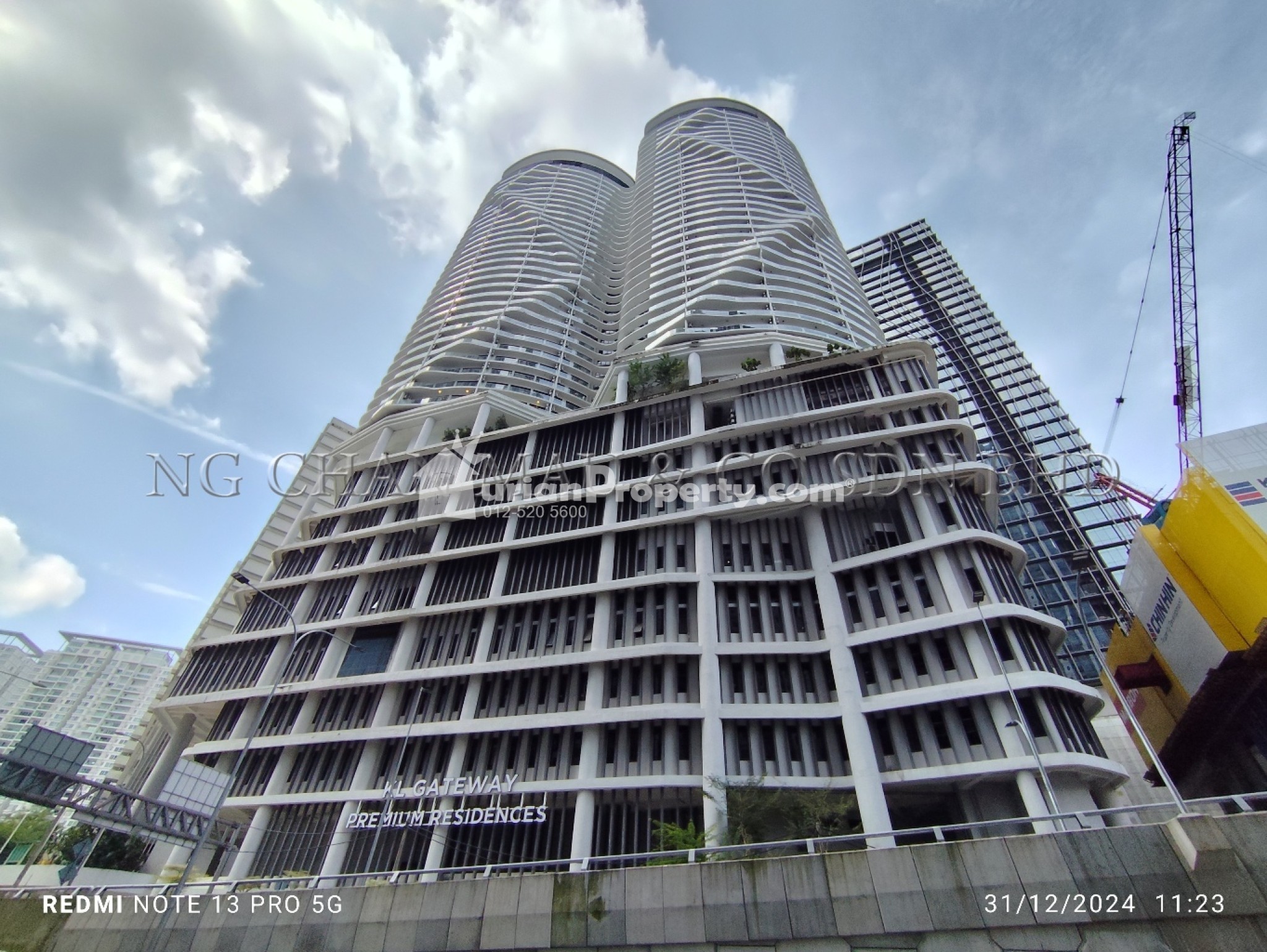 Office For Auction at Menara SuezCap