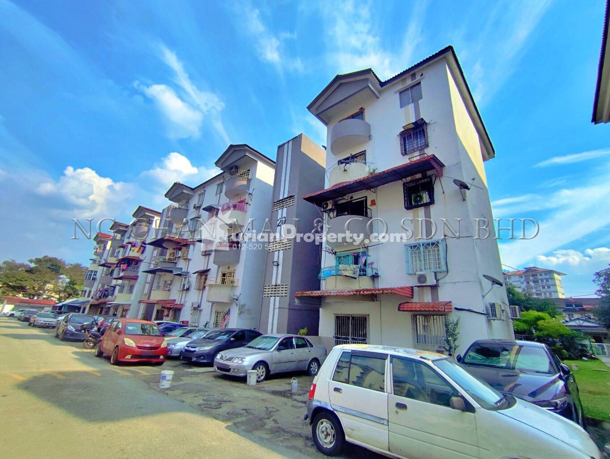 Apartment For Auction at Sri Jinjang Apartment