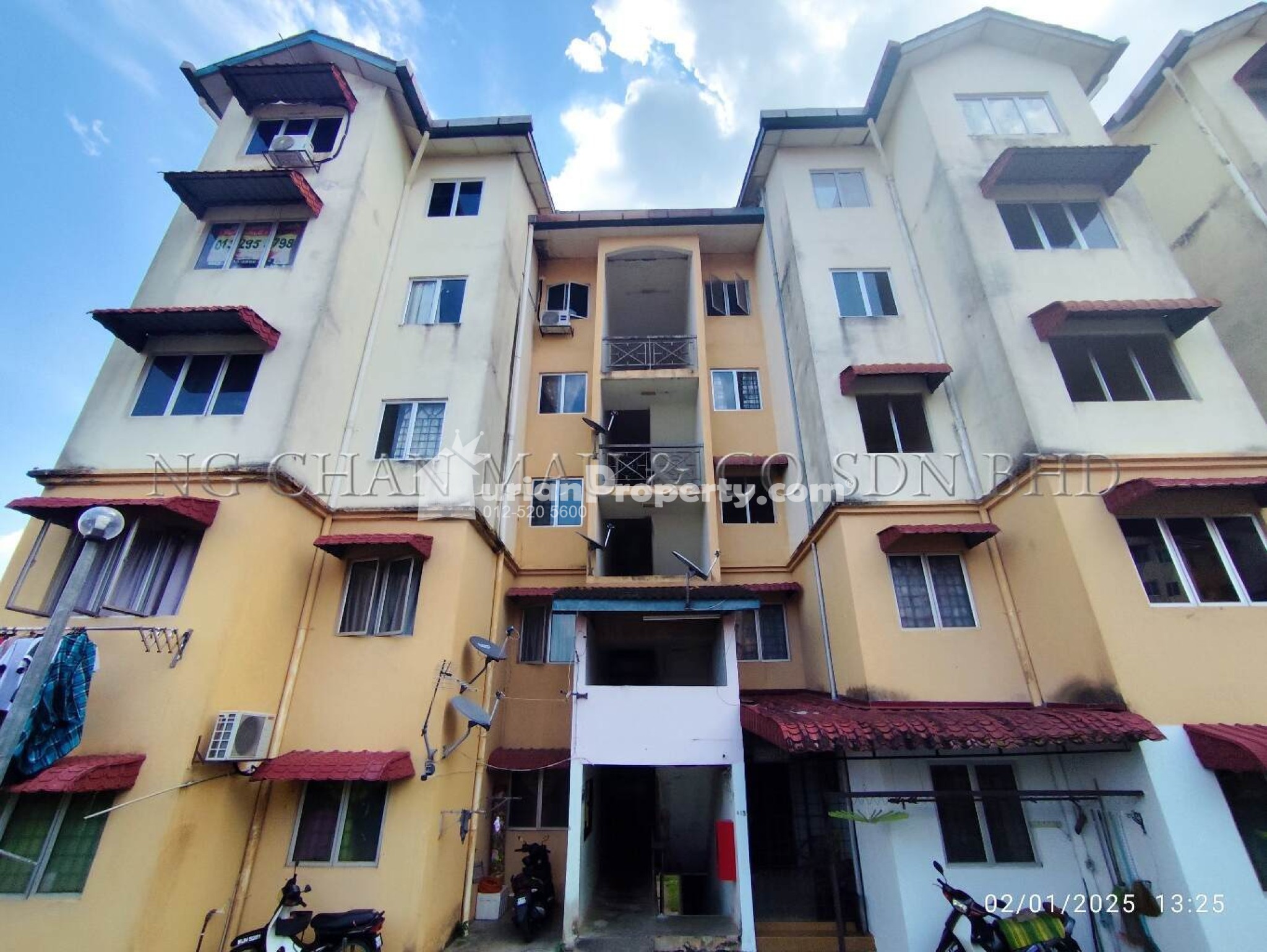 Apartment For Auction at Cempaka Apartment