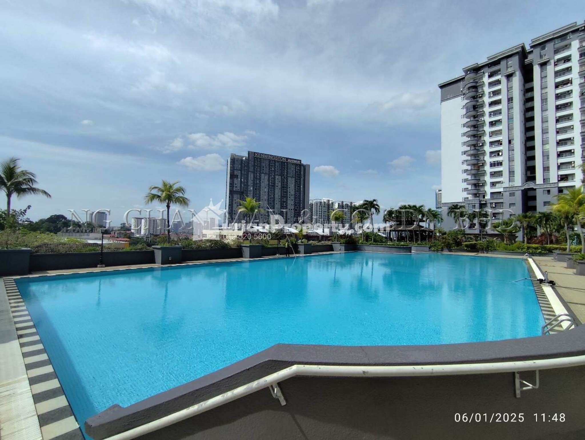 Condo For Auction at Amadesa