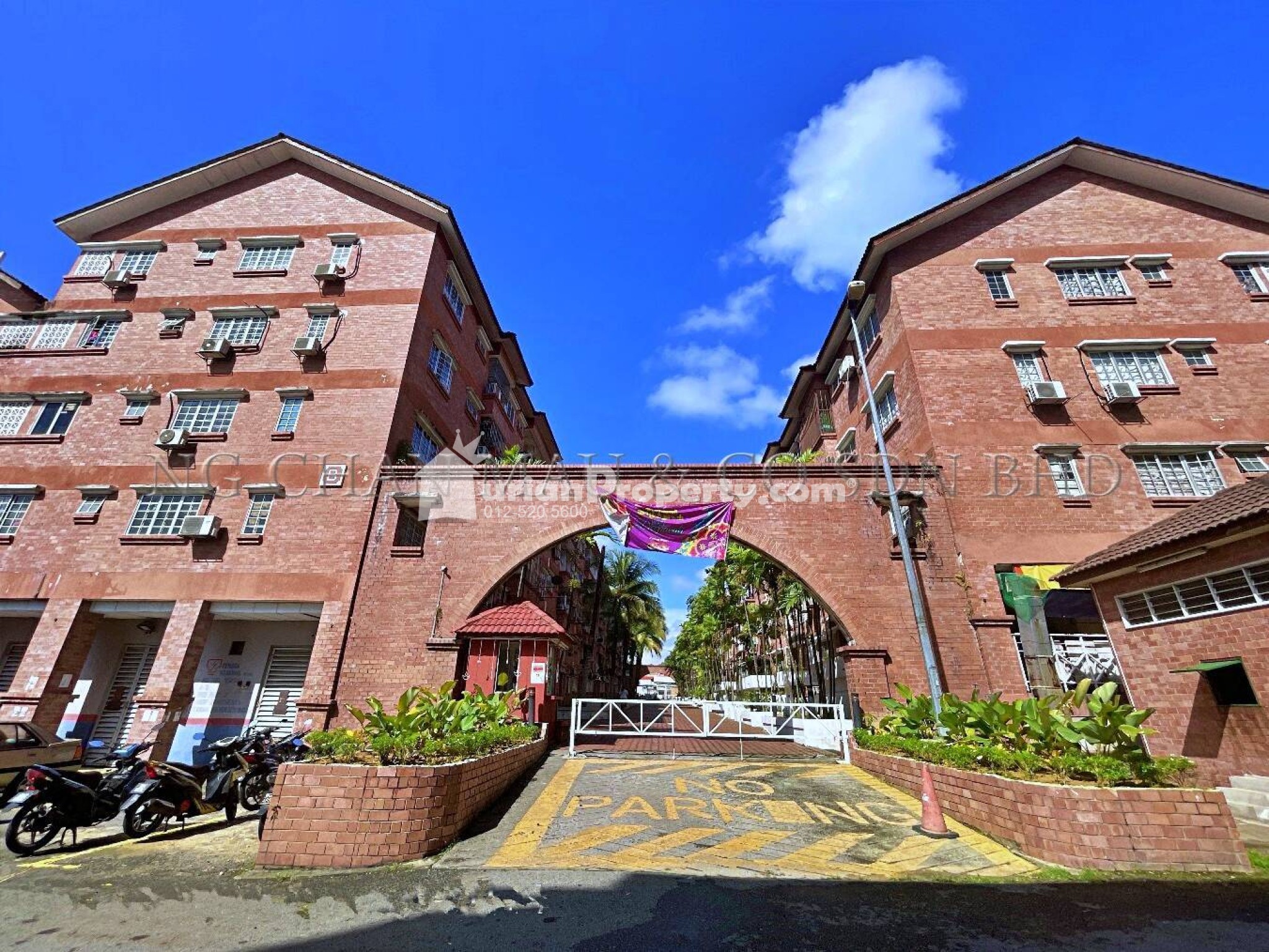 Apartment For Auction at Pangsapuri Permata Merah