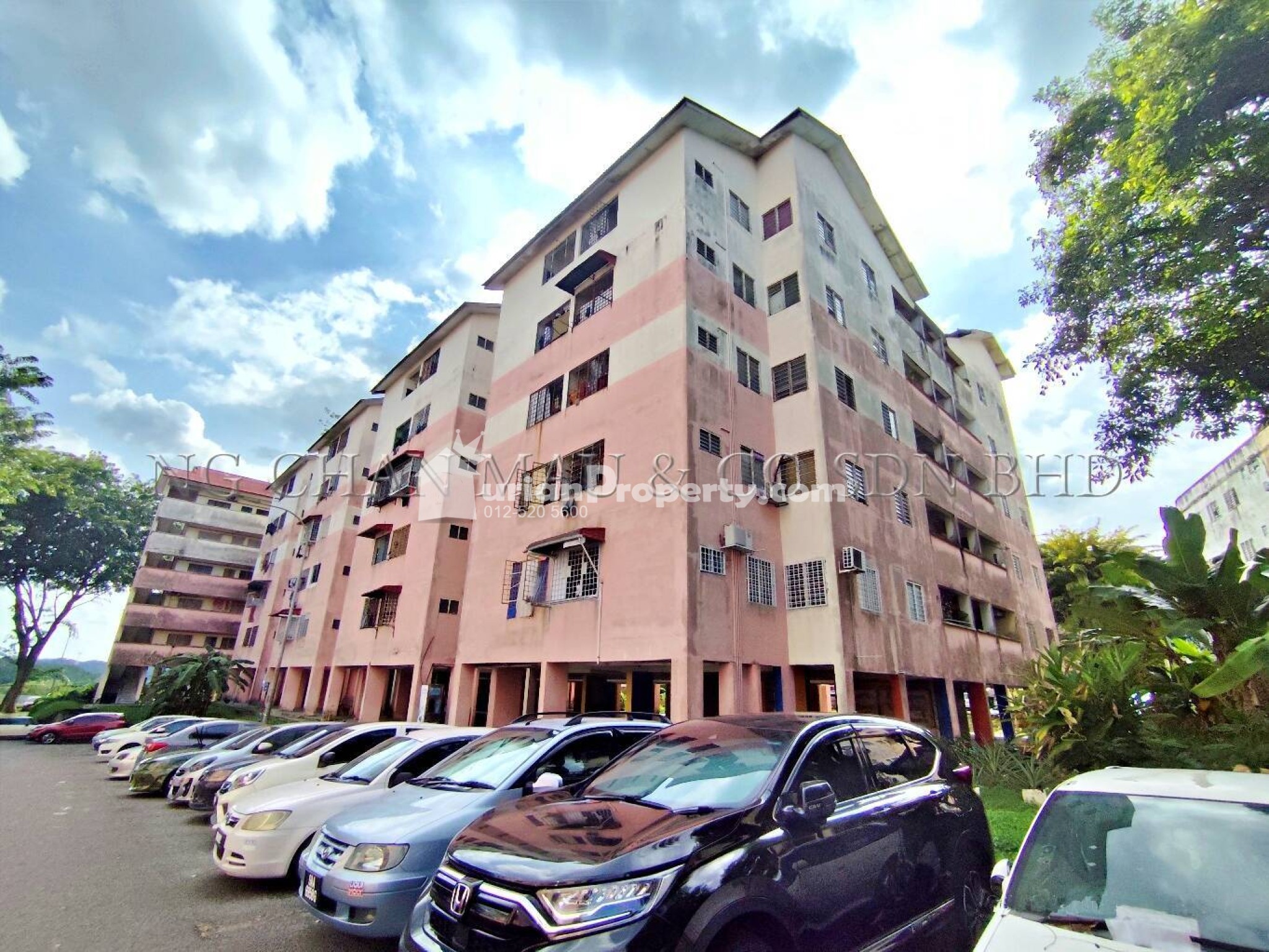 Flat For Auction at Pangsapuri Kuang