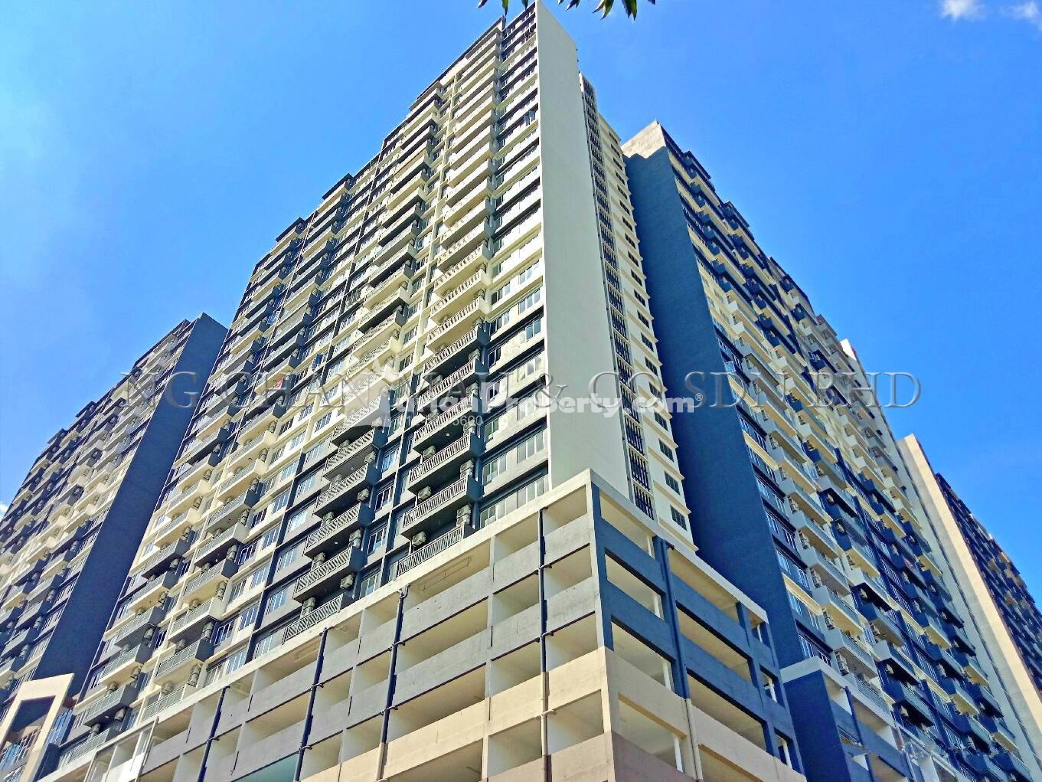 Apartment For Auction at Seri Topaz Apartment