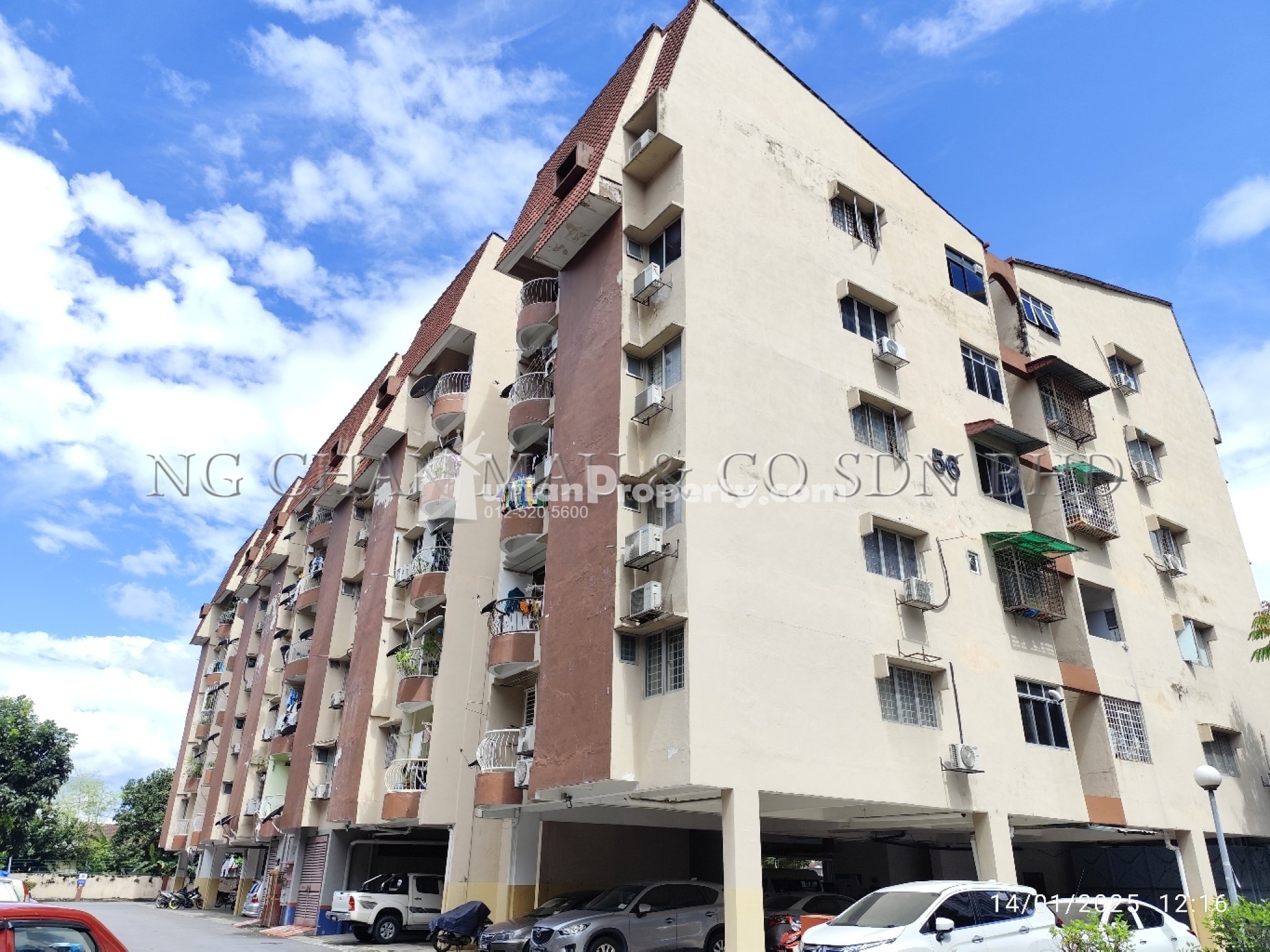 Condo For Auction at Teratai Mewah Condominium