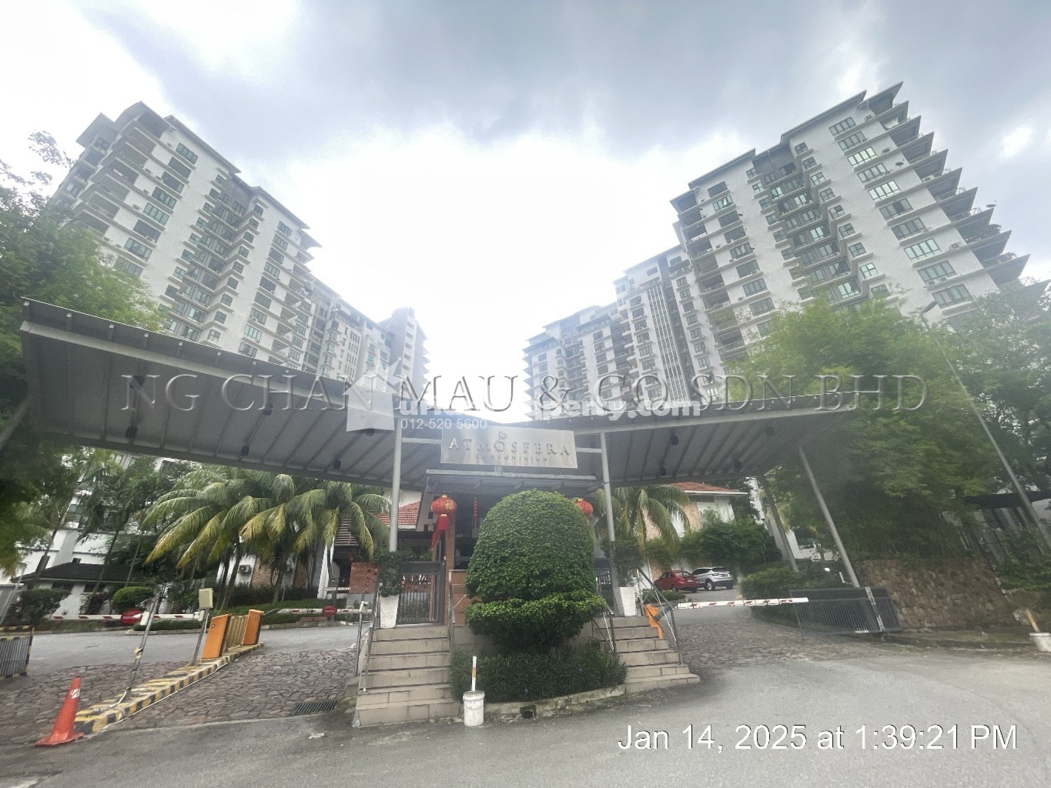 Condo For Auction at Atmosfera