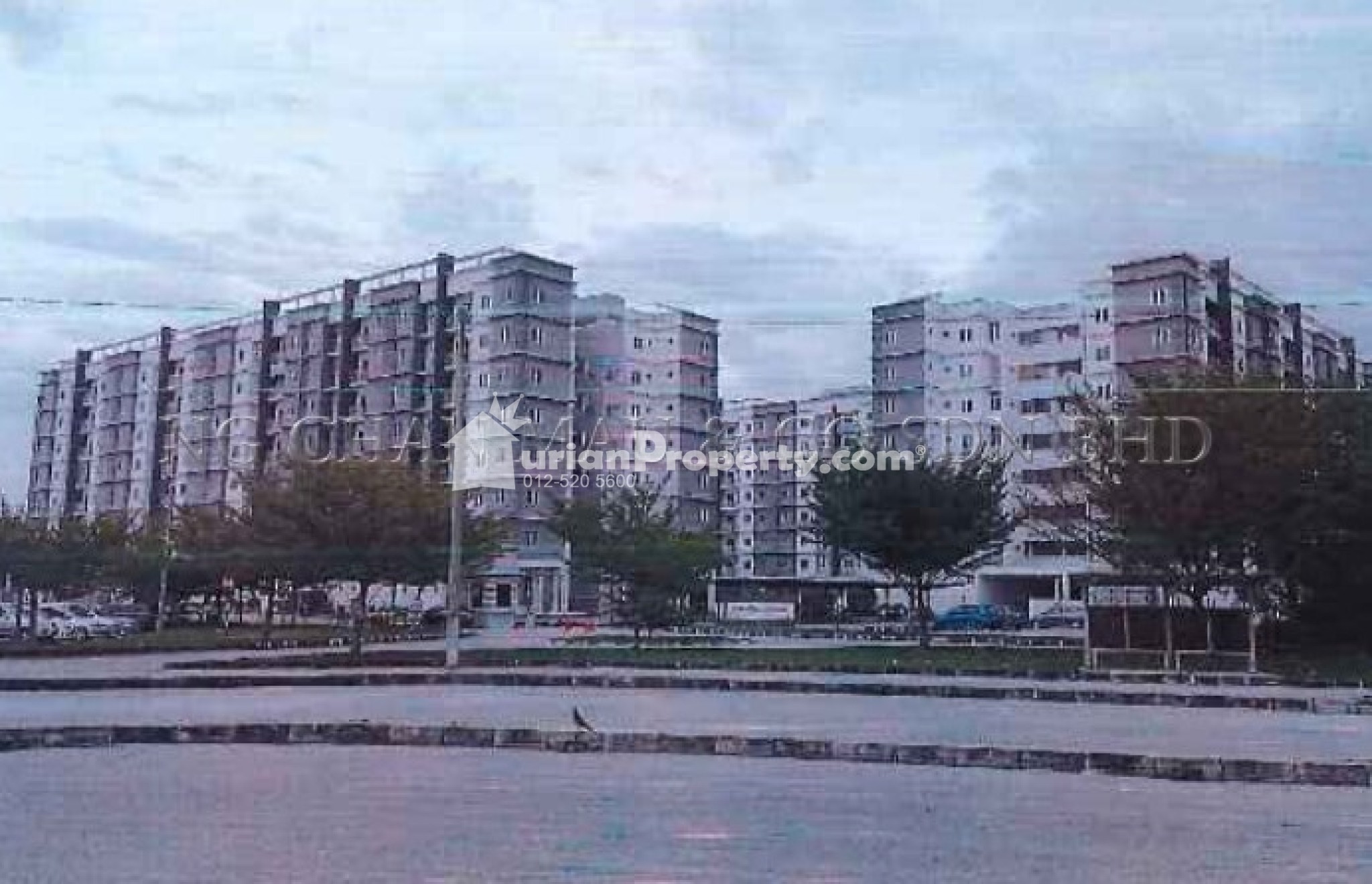 Condo For Auction at Kampus West City