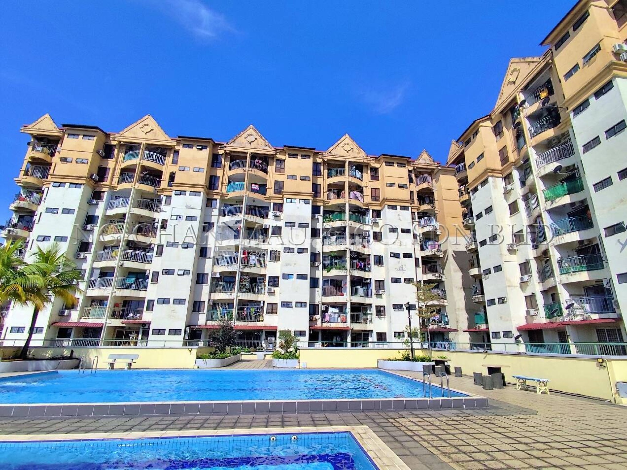 Apartment For Auction at Ixora Apartment