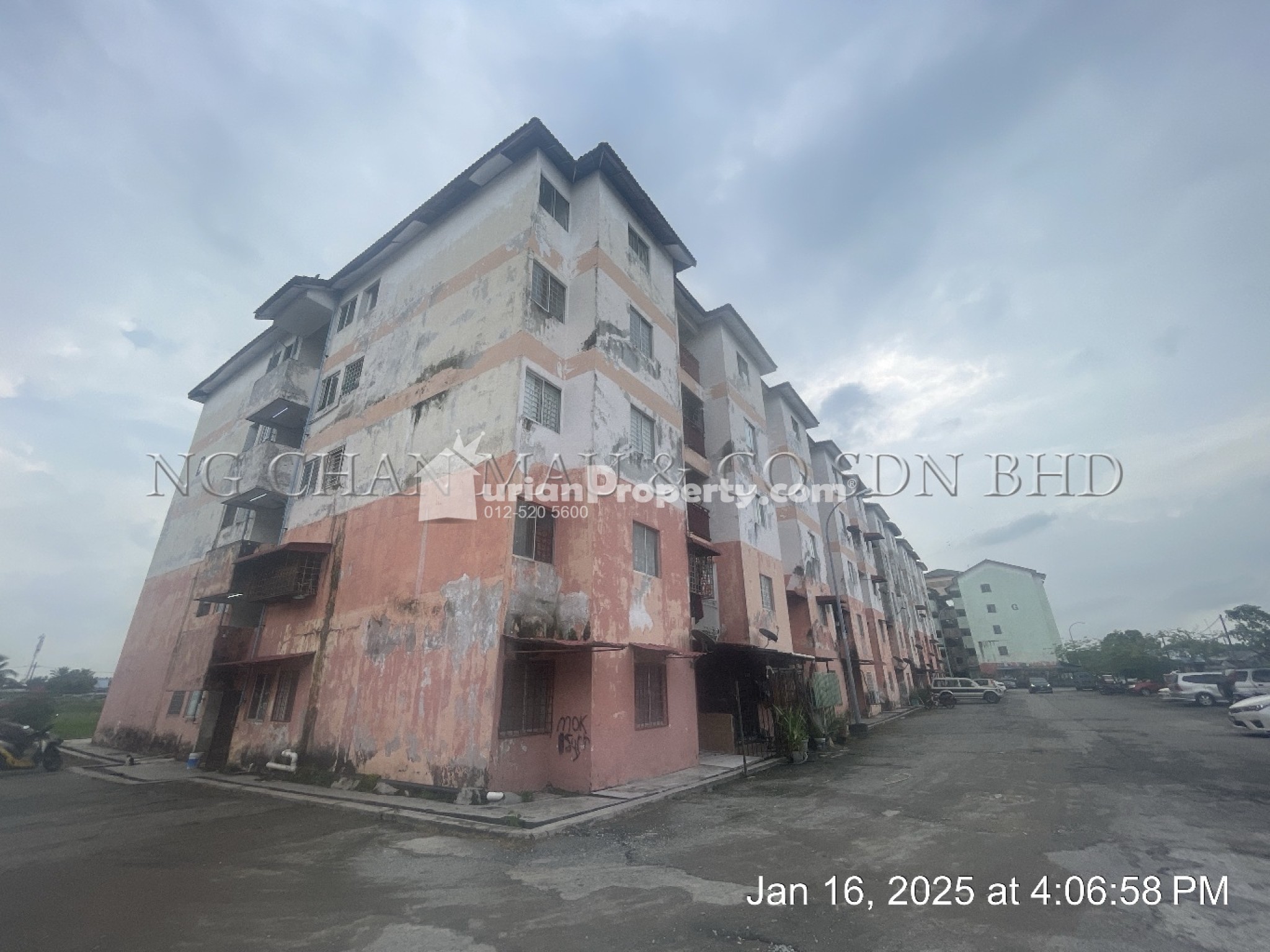 Apartment For Auction at Taman Sri Nelayan Flat