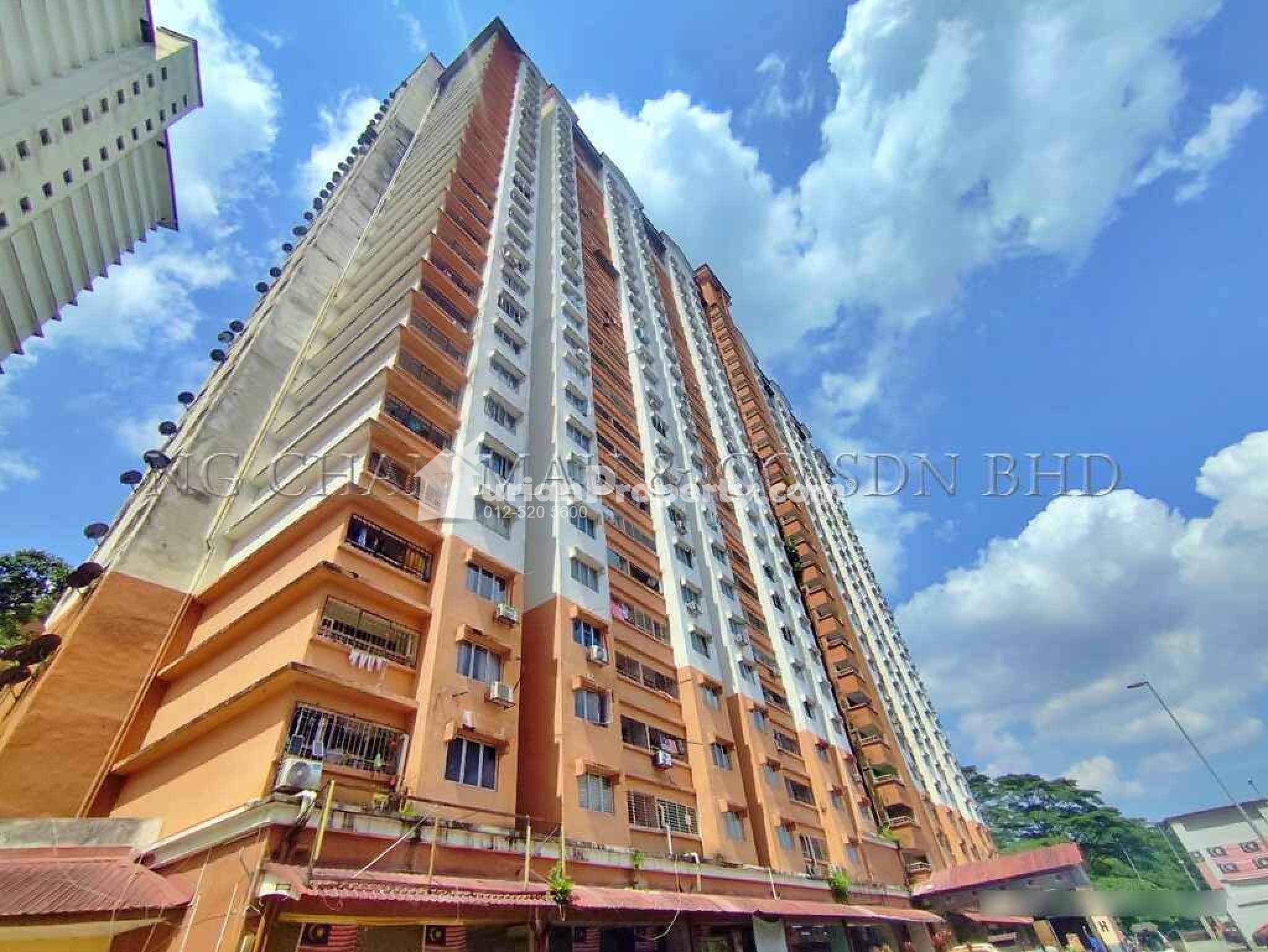 Apartment For Auction at Flora Damansara Apartment