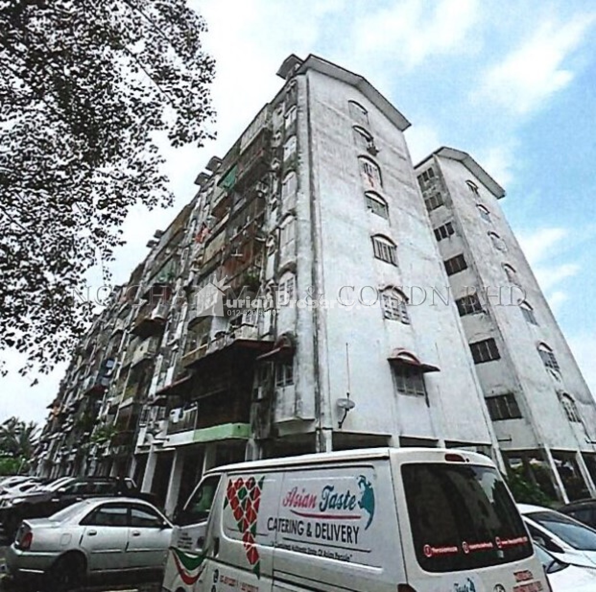 Apartment For Auction at Klang Villa Apartment