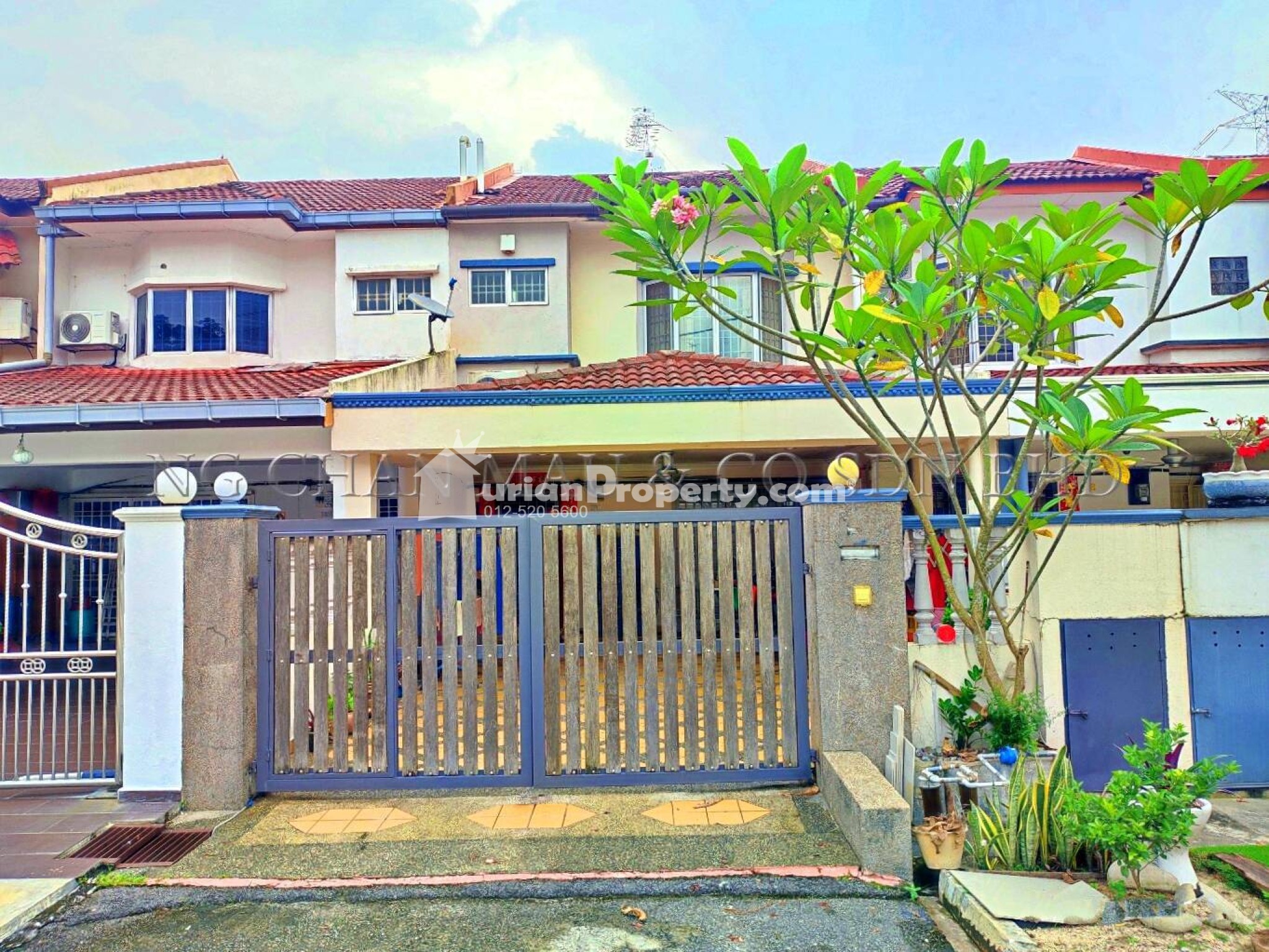 Terrace House For Auction at Taman Desa Bukit Indah