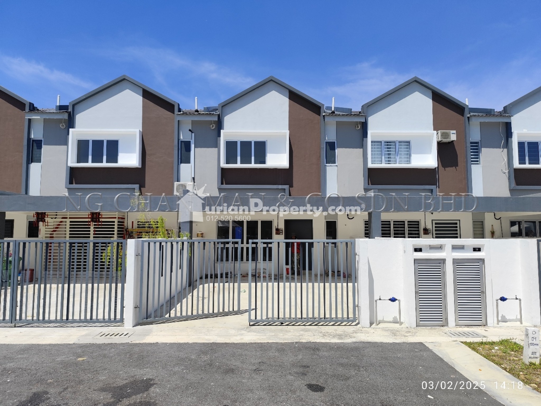 Terrace House For Auction at Alamanda Parklands