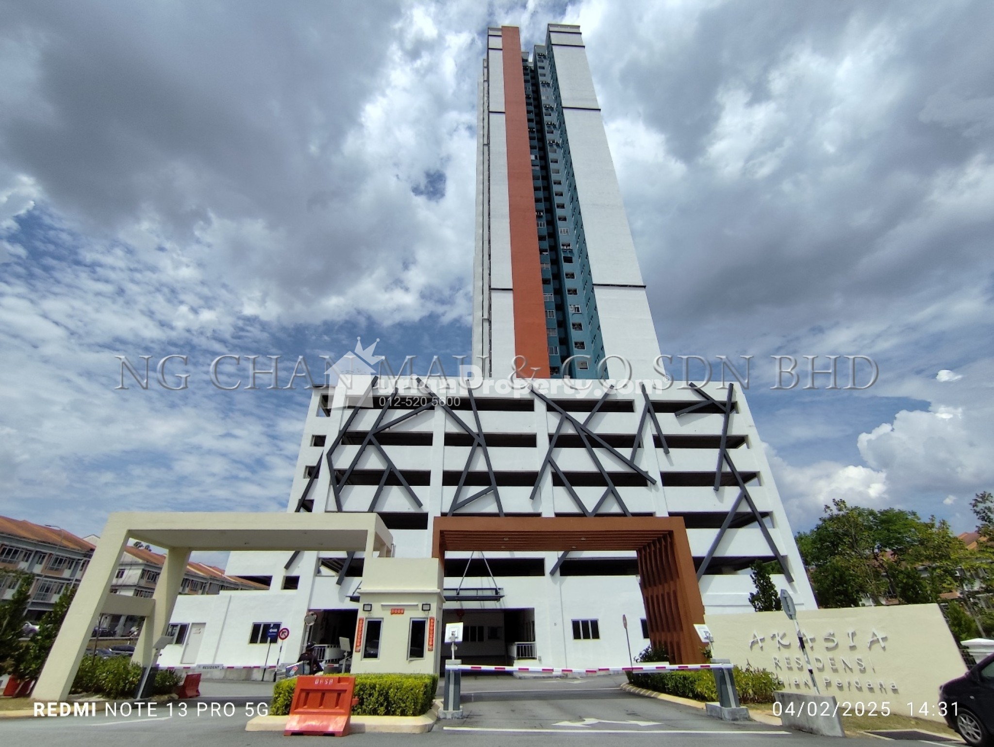 Serviced Residence For Auction at Acacia Residences