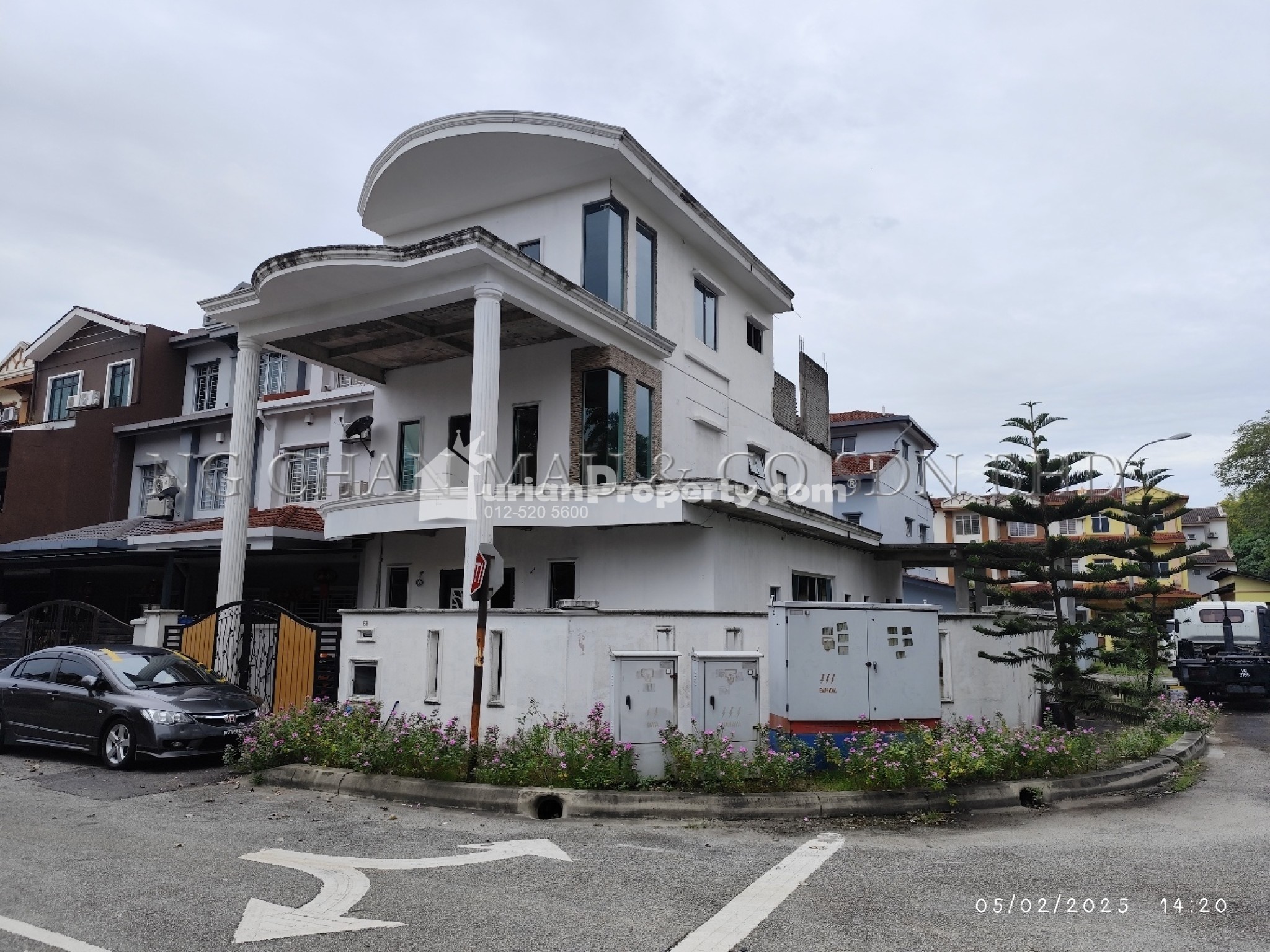 Terrace House For Auction at Cascadia Lake Vista