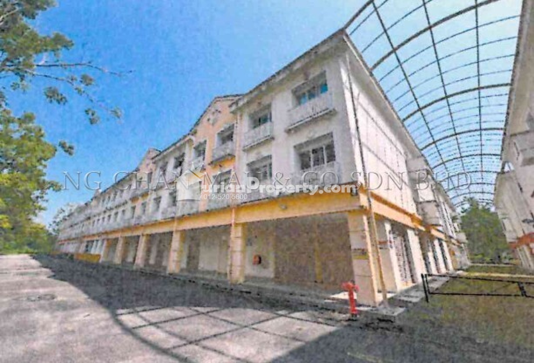Serviced Residence For Auction at Laketown Apartment (Bukit Merah Resort)