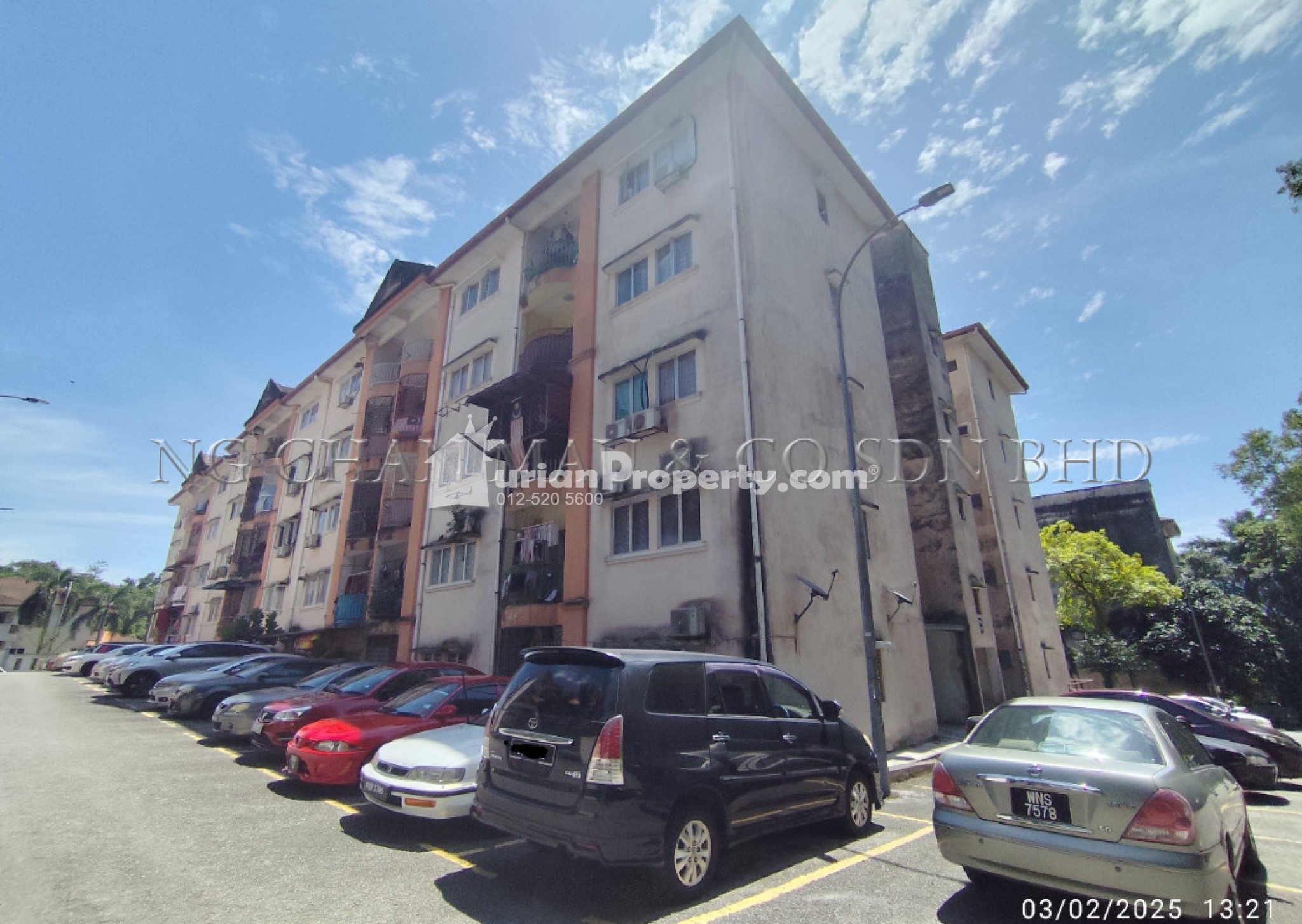 Apartment For Auction at Taman Gemilang