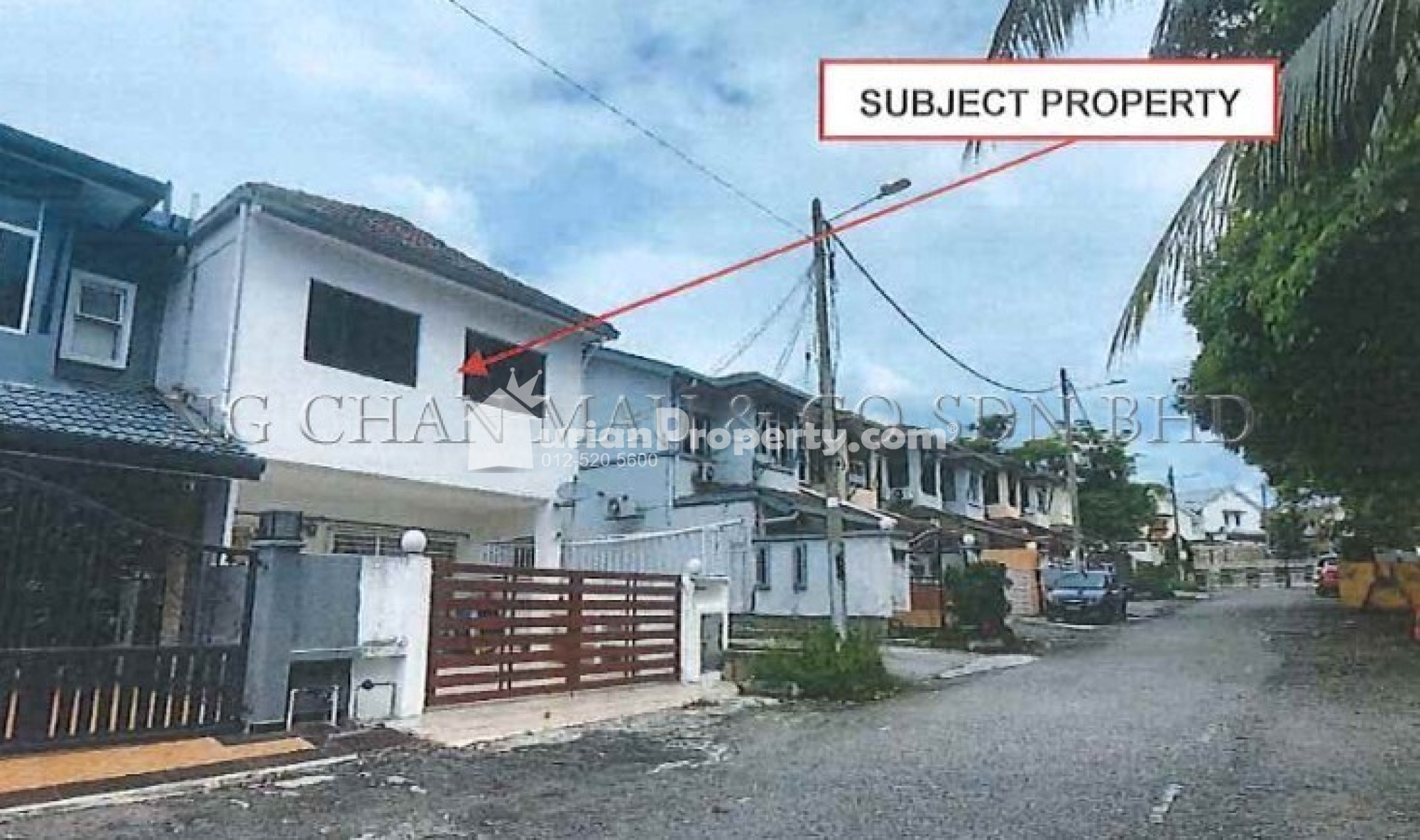 Terrace House For Auction at Section 3