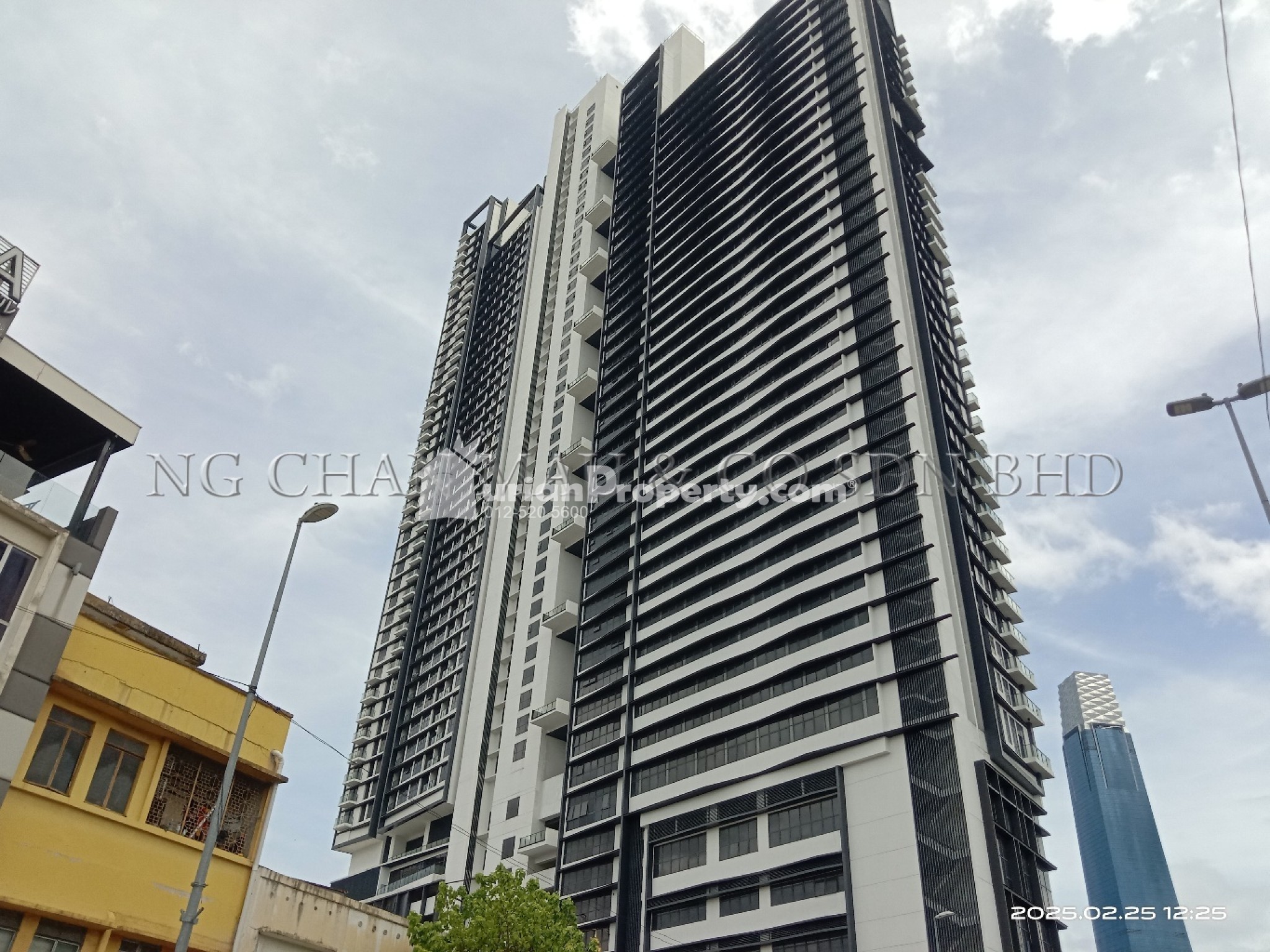 Serviced Residence For Auction at Continew