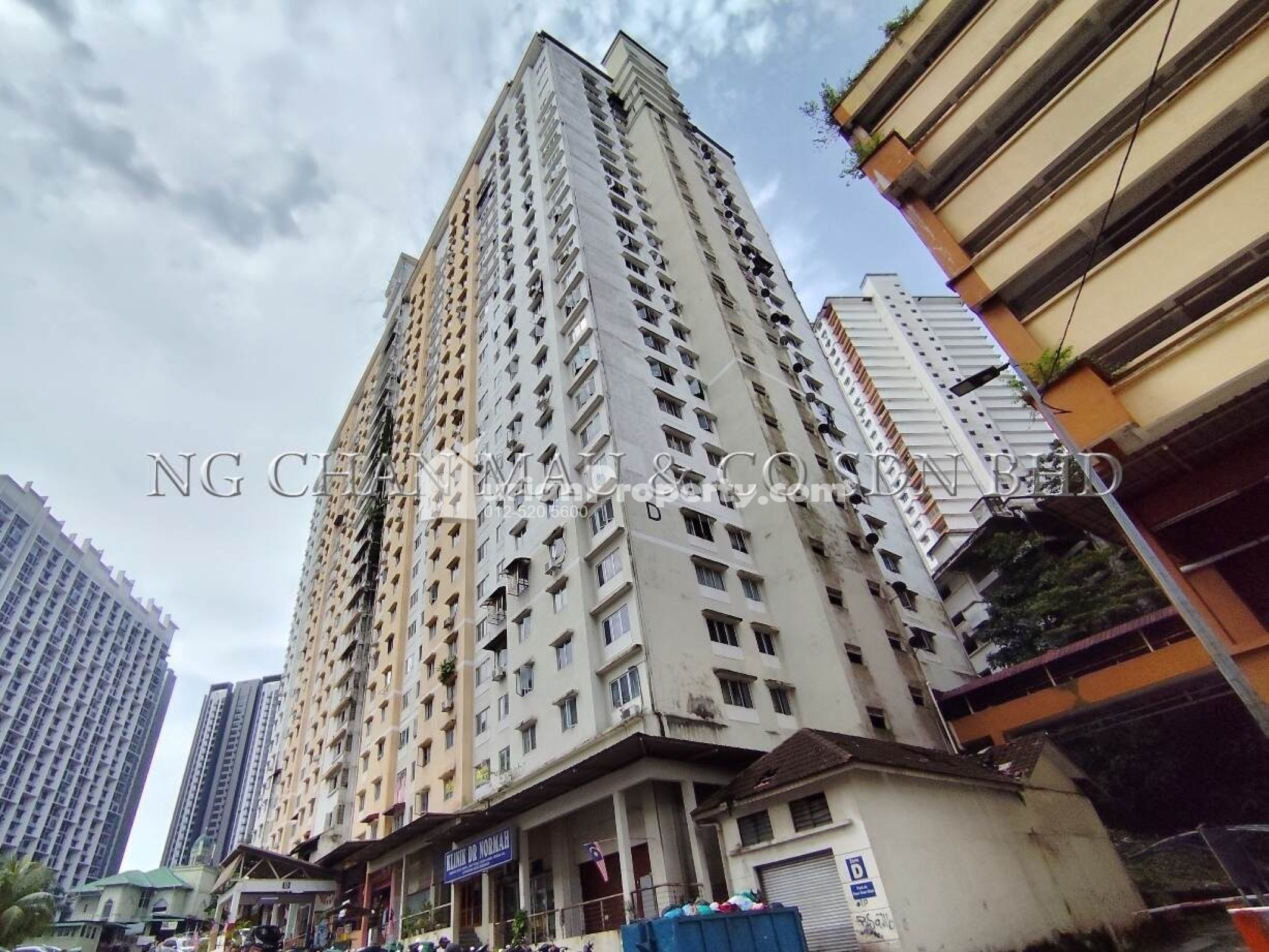 Apartment For Auction at Flora Damansara Apartment