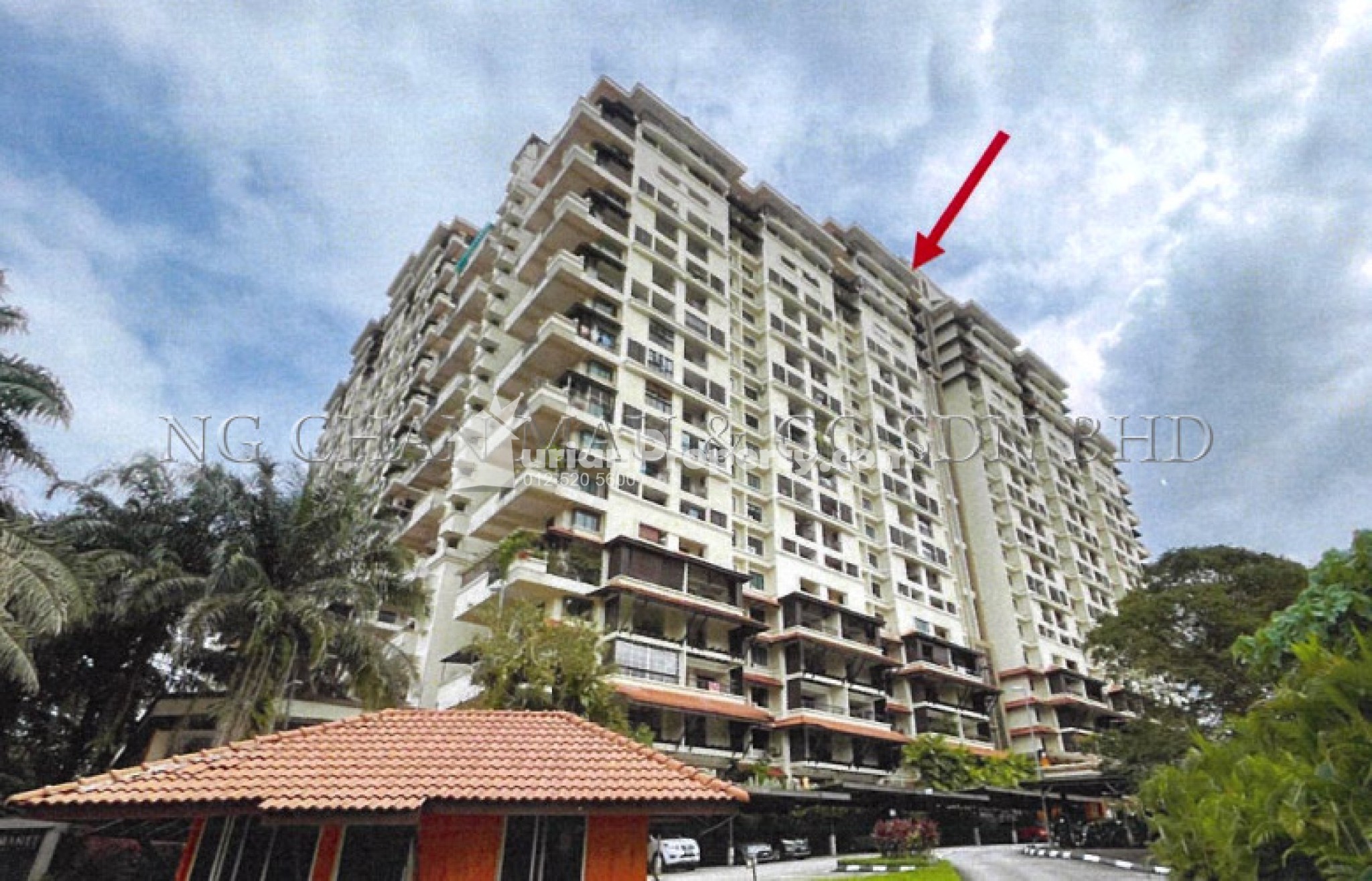 Apartment For Auction at Armanee Condominium