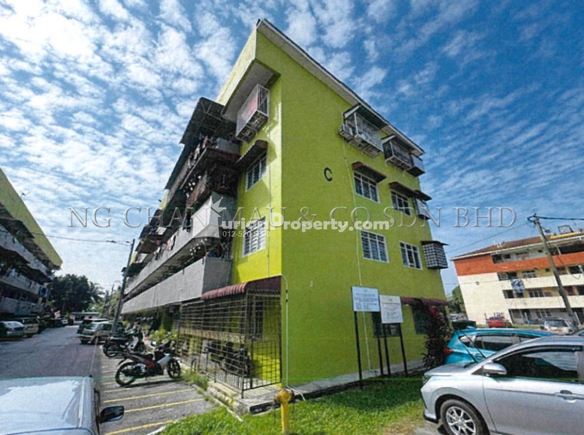 Apartment For Auction at Bandar Sungai Emas