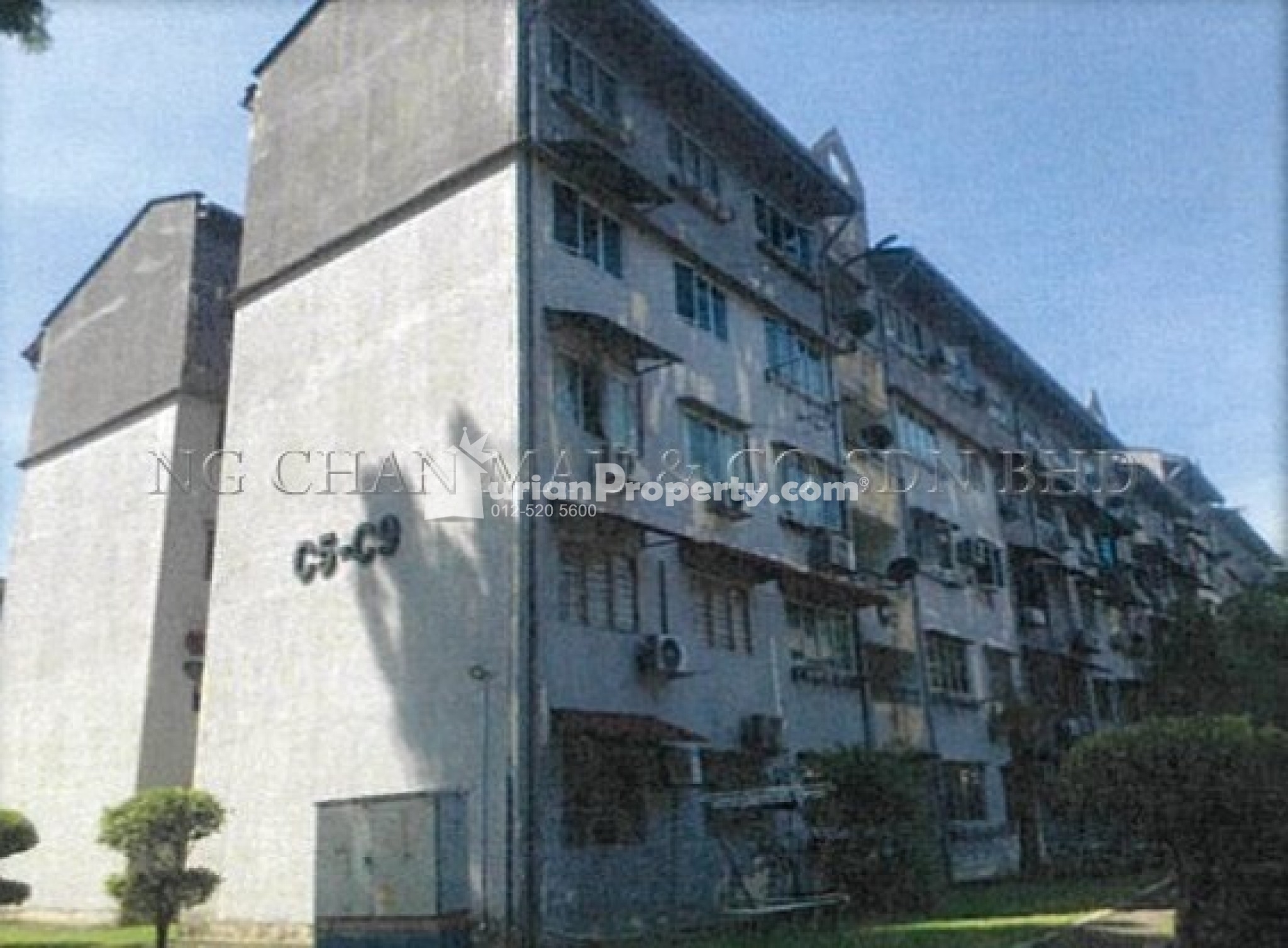 Apartment For Auction at Putra Permai Type C