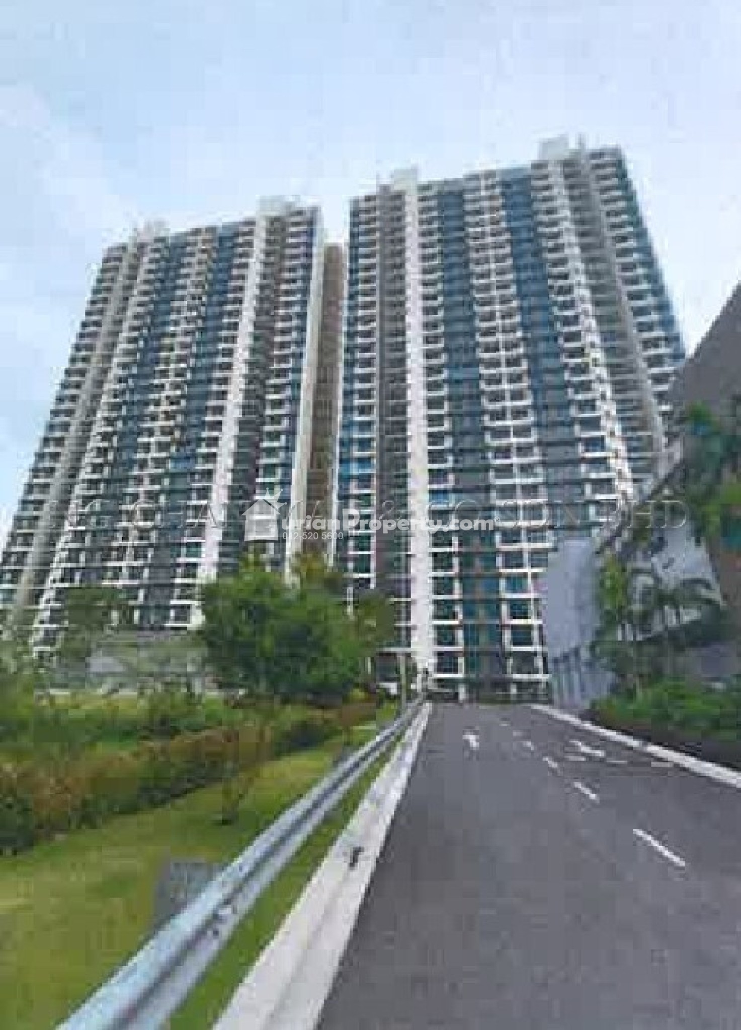 Serviced Residence For Auction at Country Garden Central Park