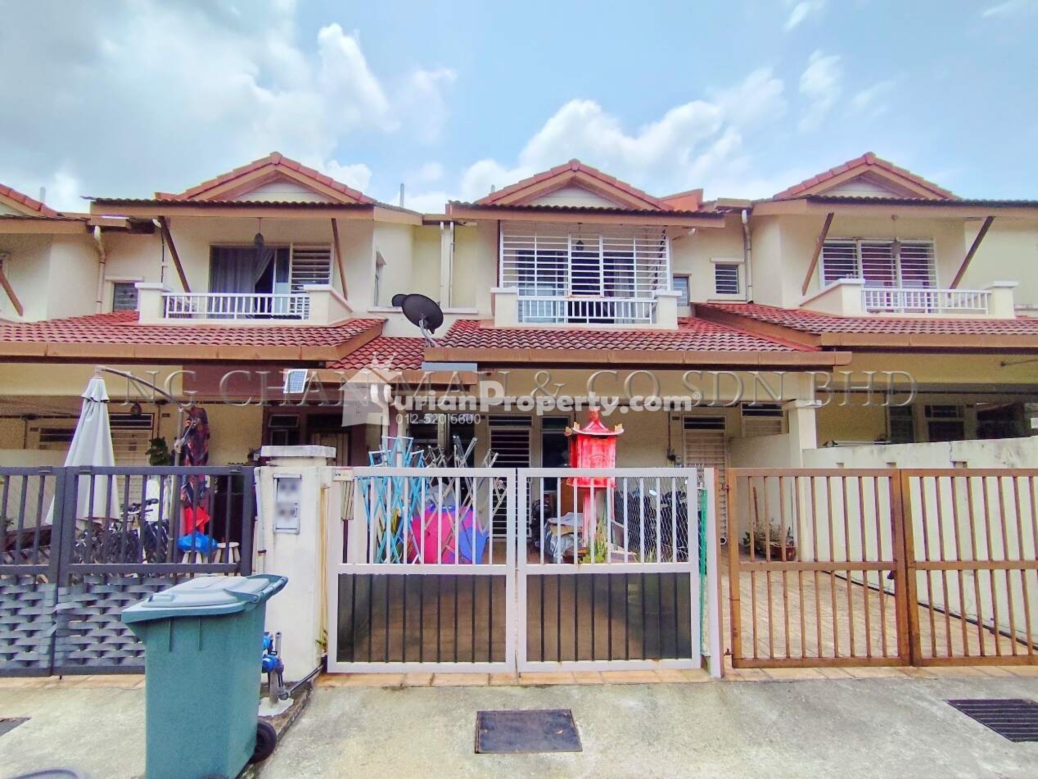 Terrace House For Auction at Bayu Parkville