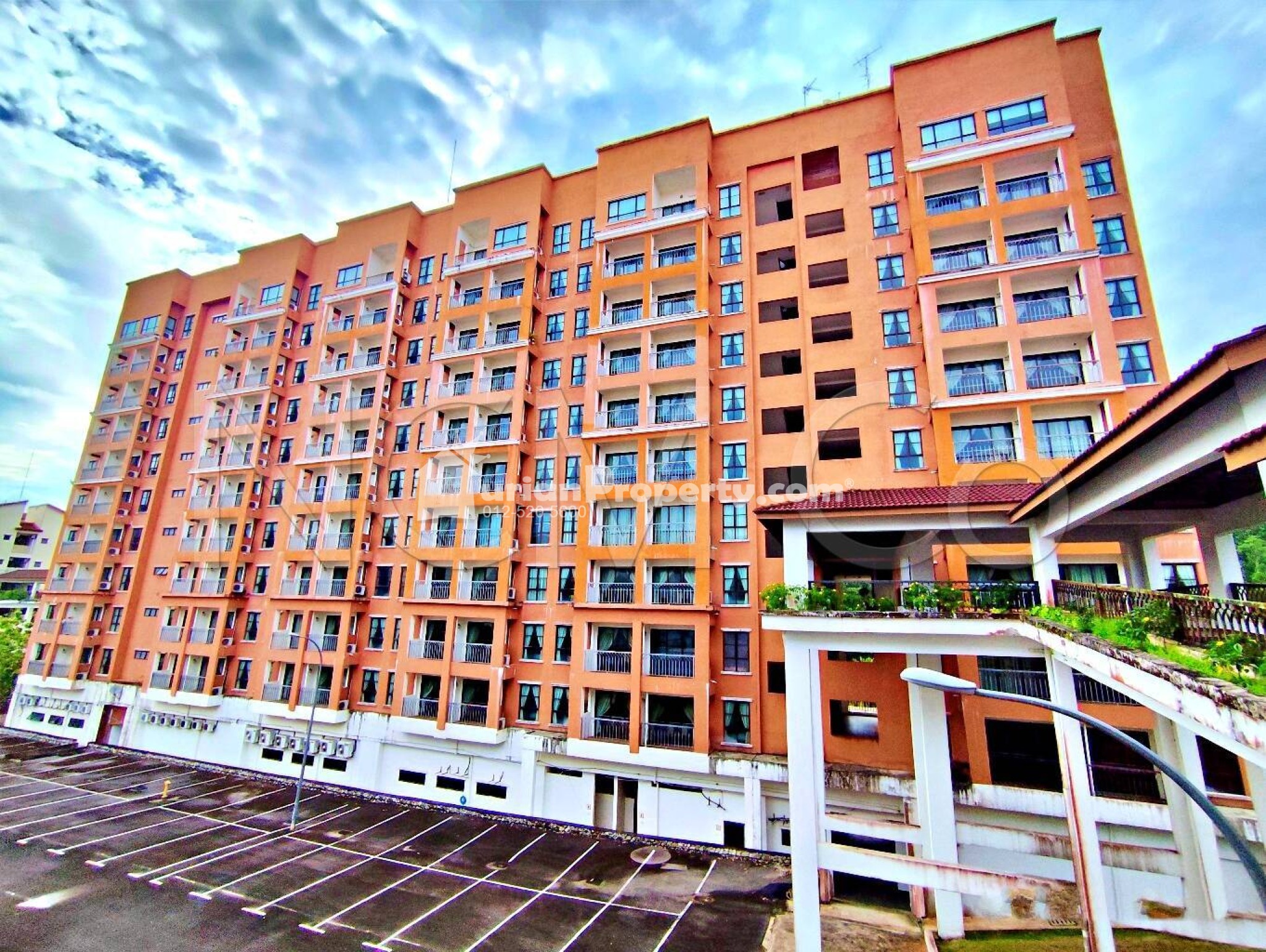 Serviced Residence For Auction at Arabian Bay Resort